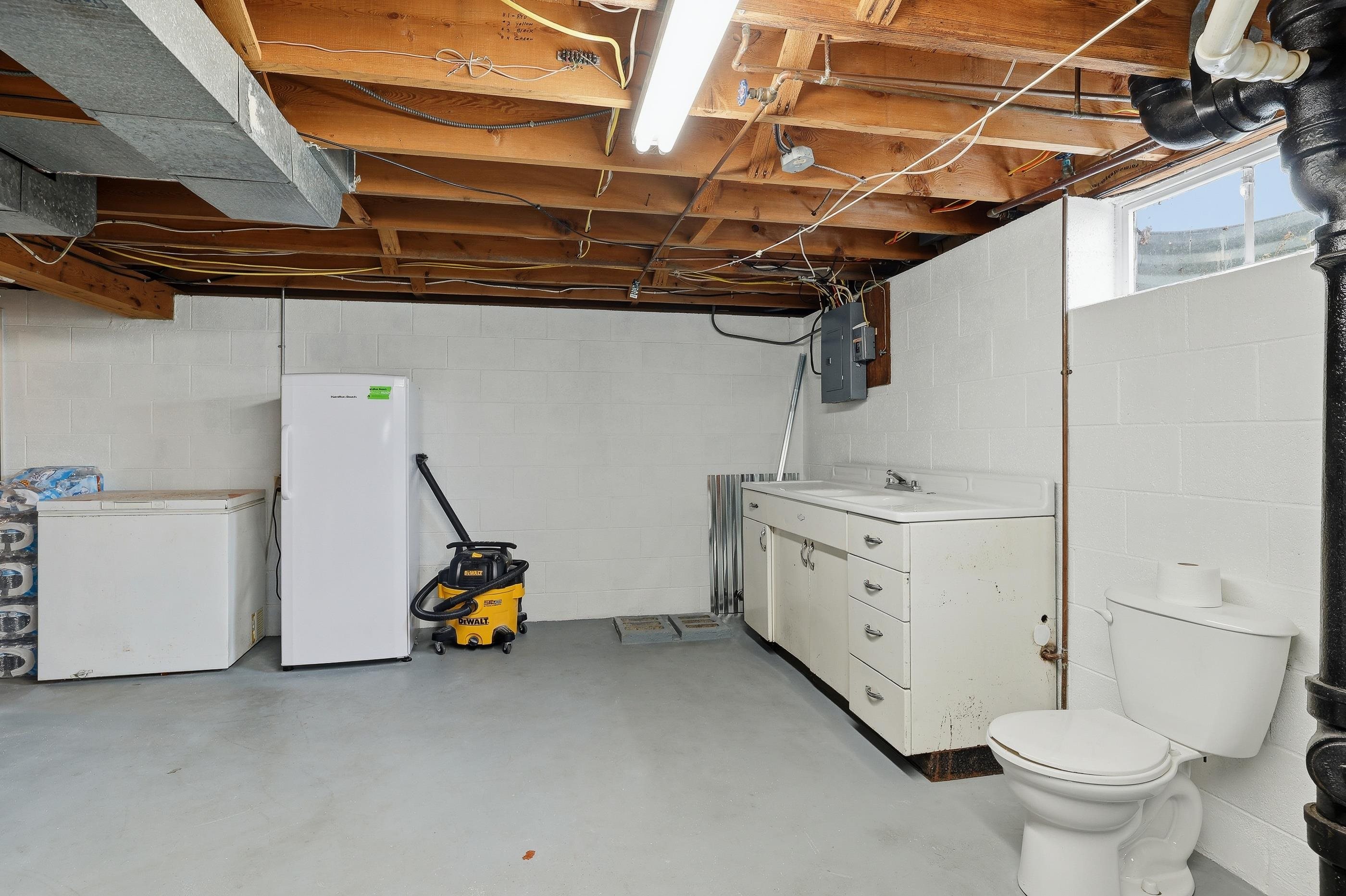 507 SUNSET BOULEVARD, Stevens Point, Wisconsin 54481, 3 Bedrooms Bedrooms, ,1 BathroomBathrooms,Residential,For Sale,507 SUNSET BOULEVARD,22602287