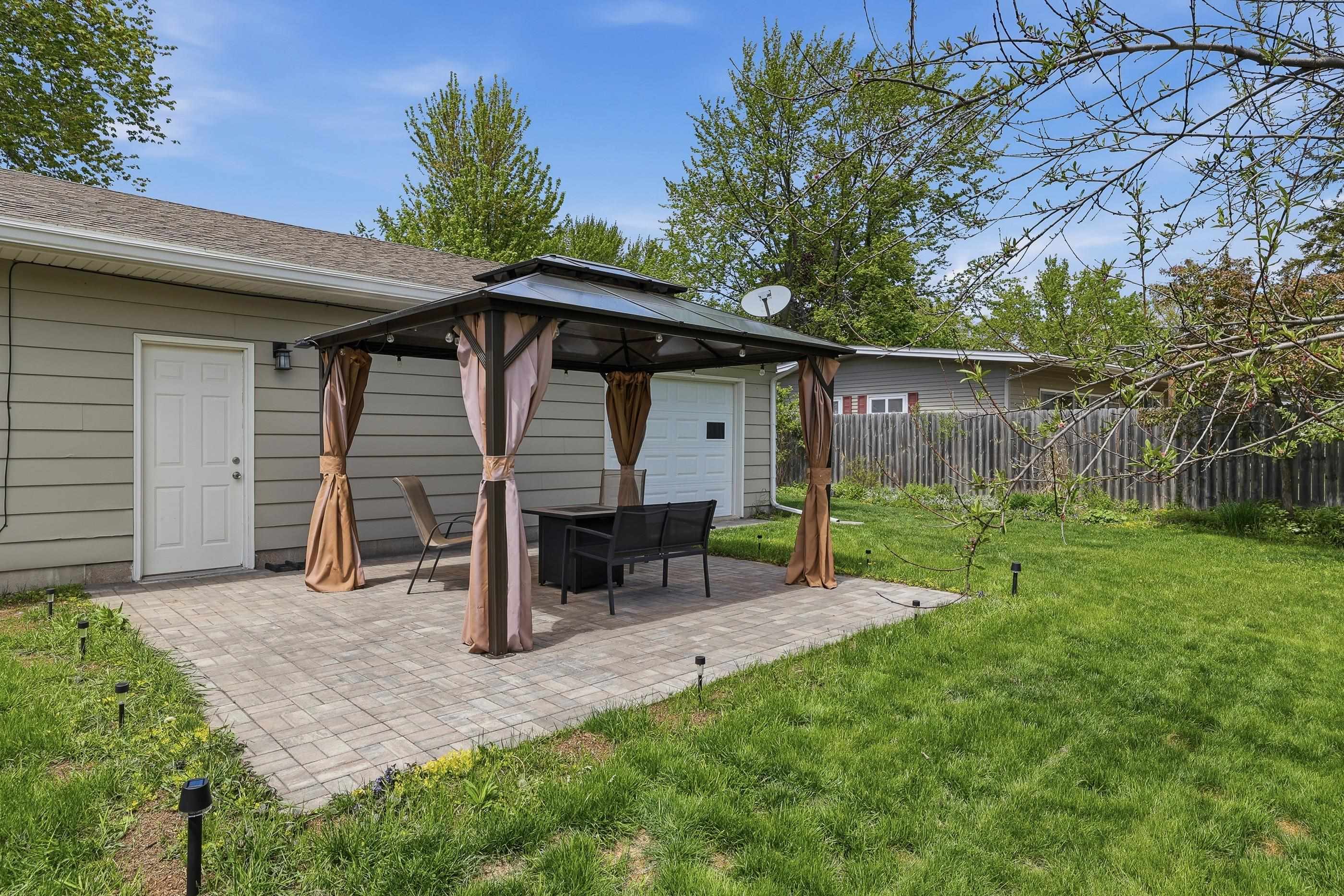 507 SUNSET BOULEVARD, Stevens Point, Wisconsin 54481, 3 Bedrooms Bedrooms, ,1 BathroomBathrooms,Residential,For Sale,507 SUNSET BOULEVARD,22602287