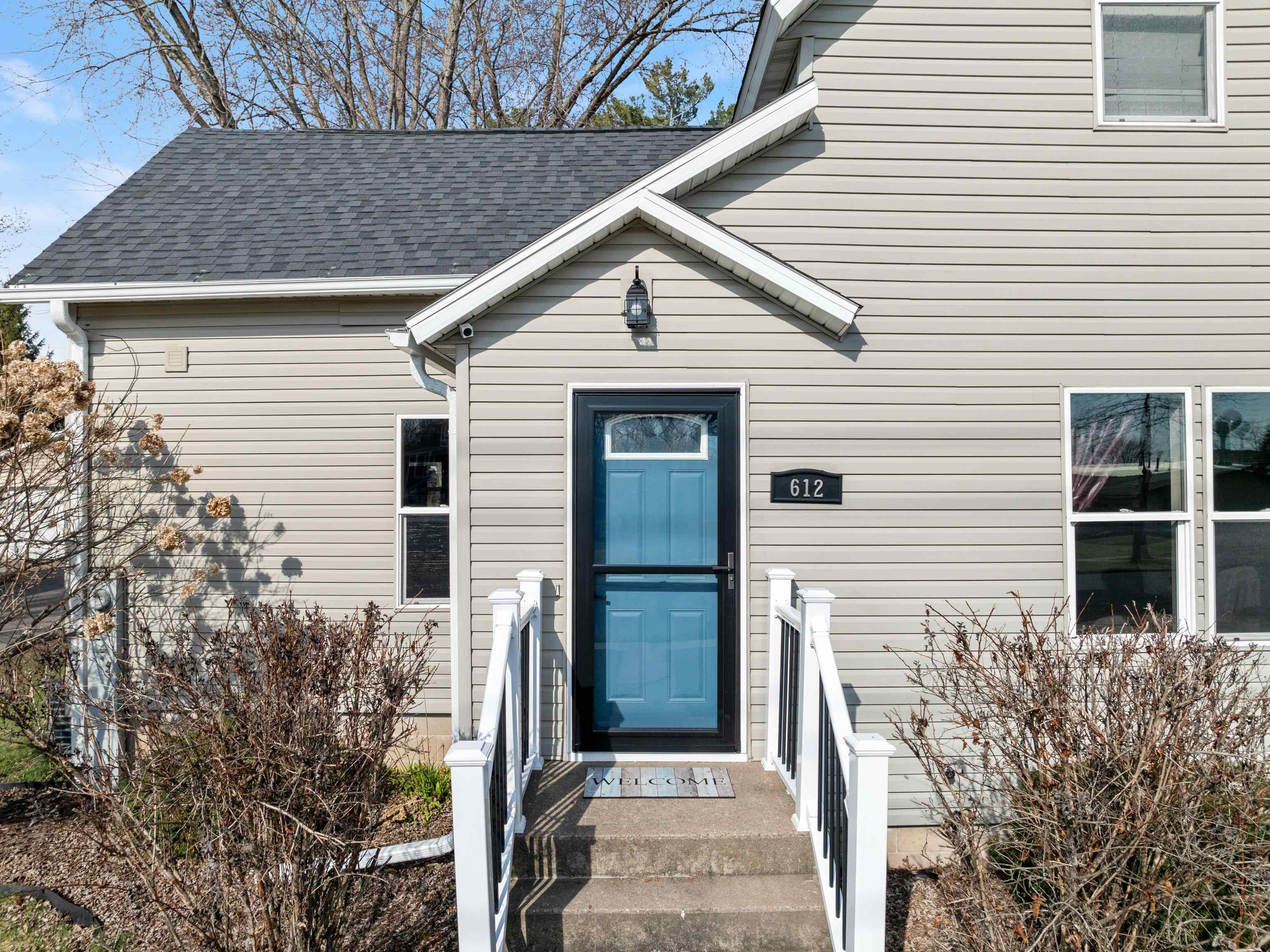 612 S WASHINGTON AVENUE, Marshfield, Wisconsin 54449, 3 Bedrooms Bedrooms, ,2 BathroomsBathrooms,Residential,For Sale,612 S WASHINGTON AVENUE,22602290