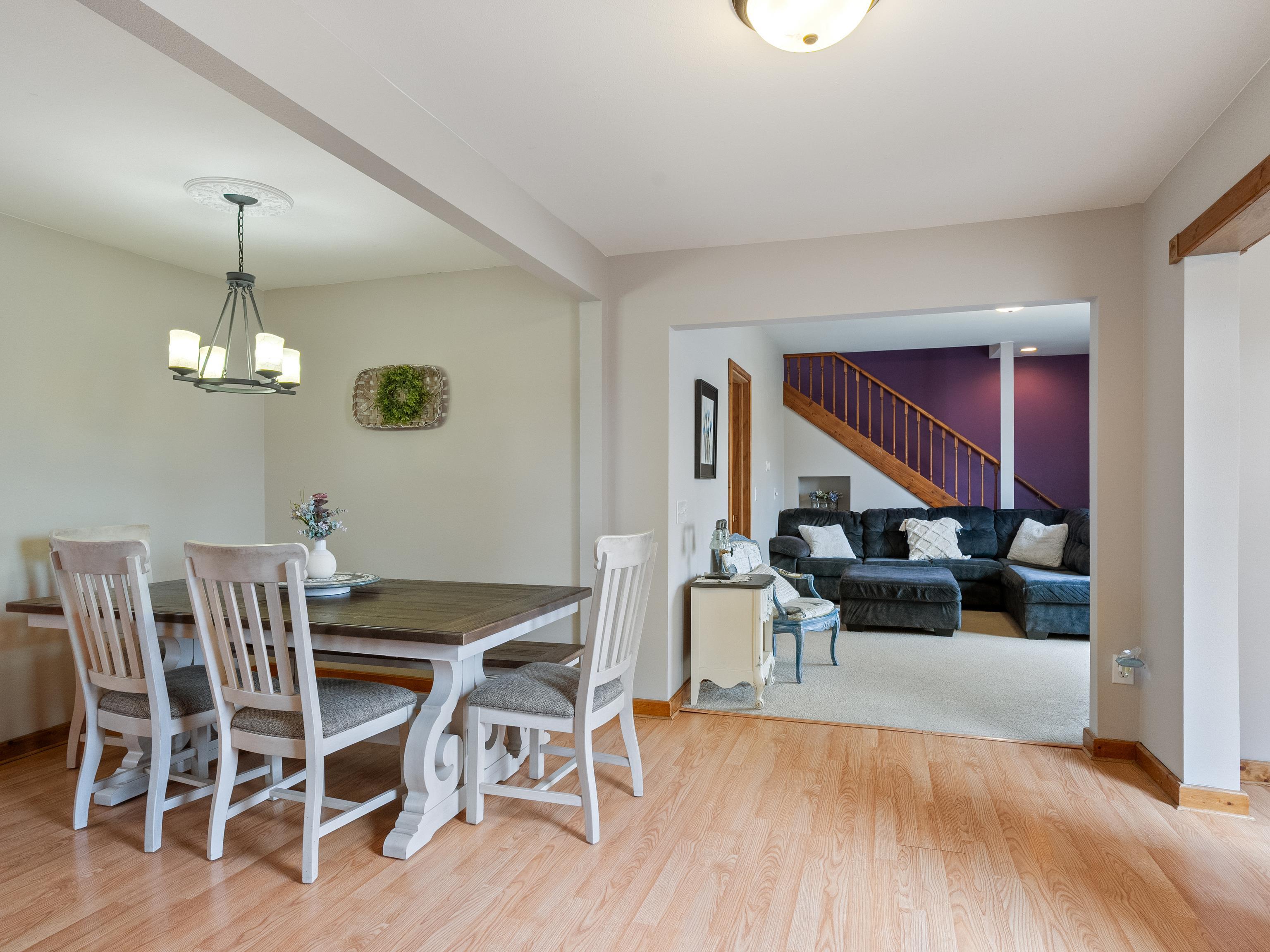 612 S WASHINGTON AVENUE, Marshfield, Wisconsin 54449, 3 Bedrooms Bedrooms, ,2 BathroomsBathrooms,Residential,For Sale,612 S WASHINGTON AVENUE,22602290