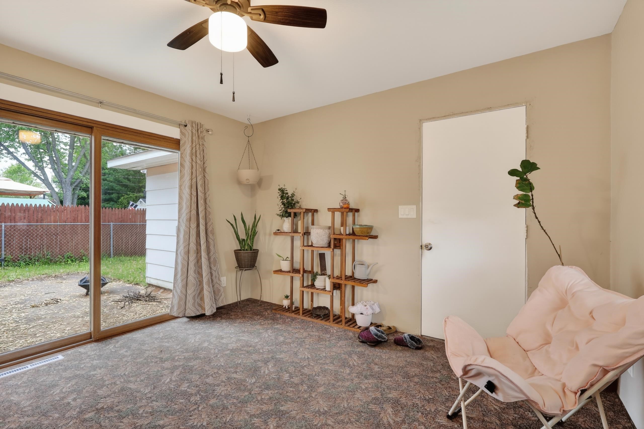 1841 CHESTNUT STREET, Wisconsin Rapids, Wisconsin 54494, 3 Bedrooms Bedrooms, ,1 BathroomBathrooms,Residential,For Sale,1841 CHESTNUT STREET,22602294