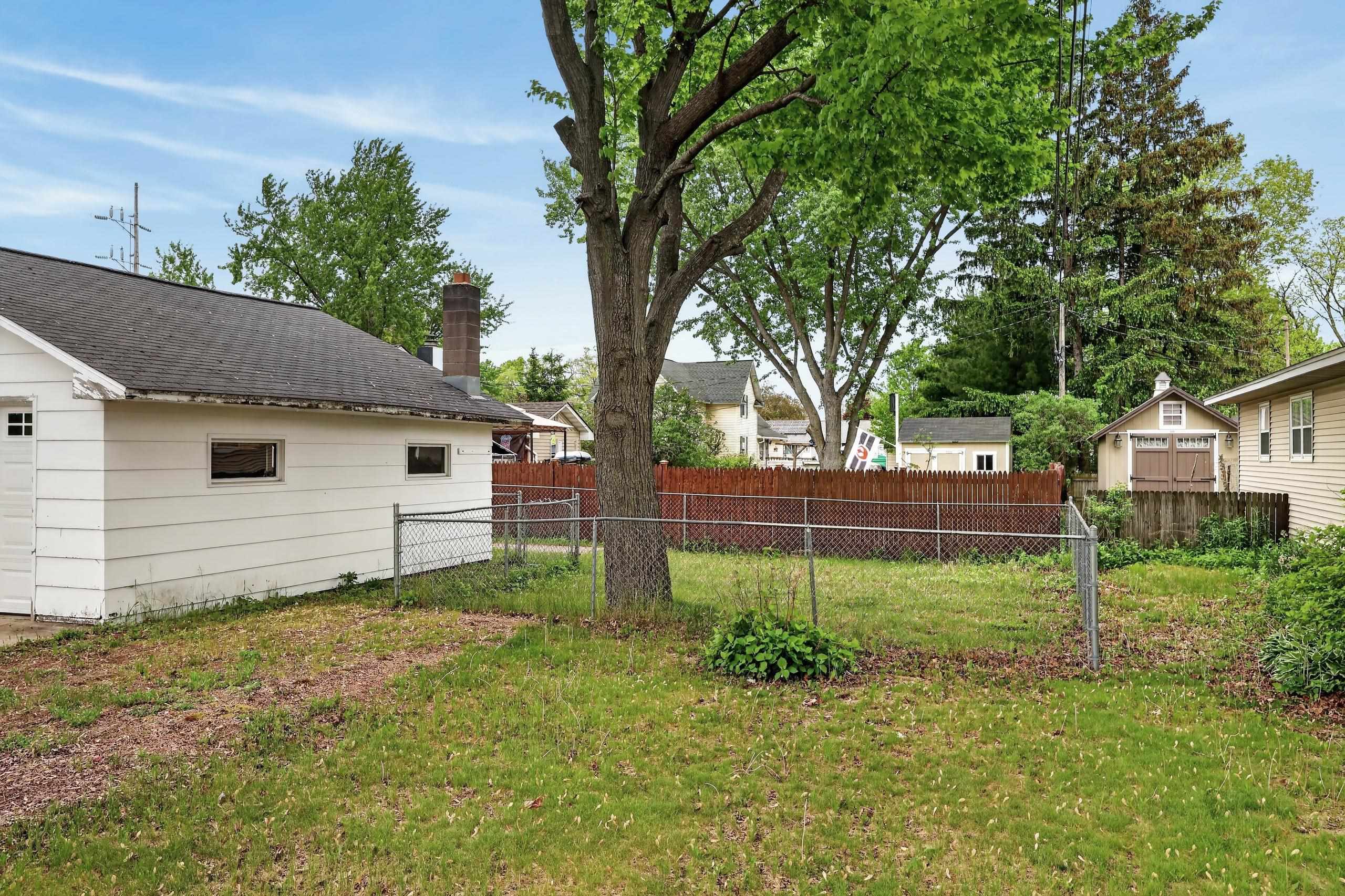 1841 CHESTNUT STREET, Wisconsin Rapids, Wisconsin 54494, 3 Bedrooms Bedrooms, ,1 BathroomBathrooms,Residential,For Sale,1841 CHESTNUT STREET,22602294