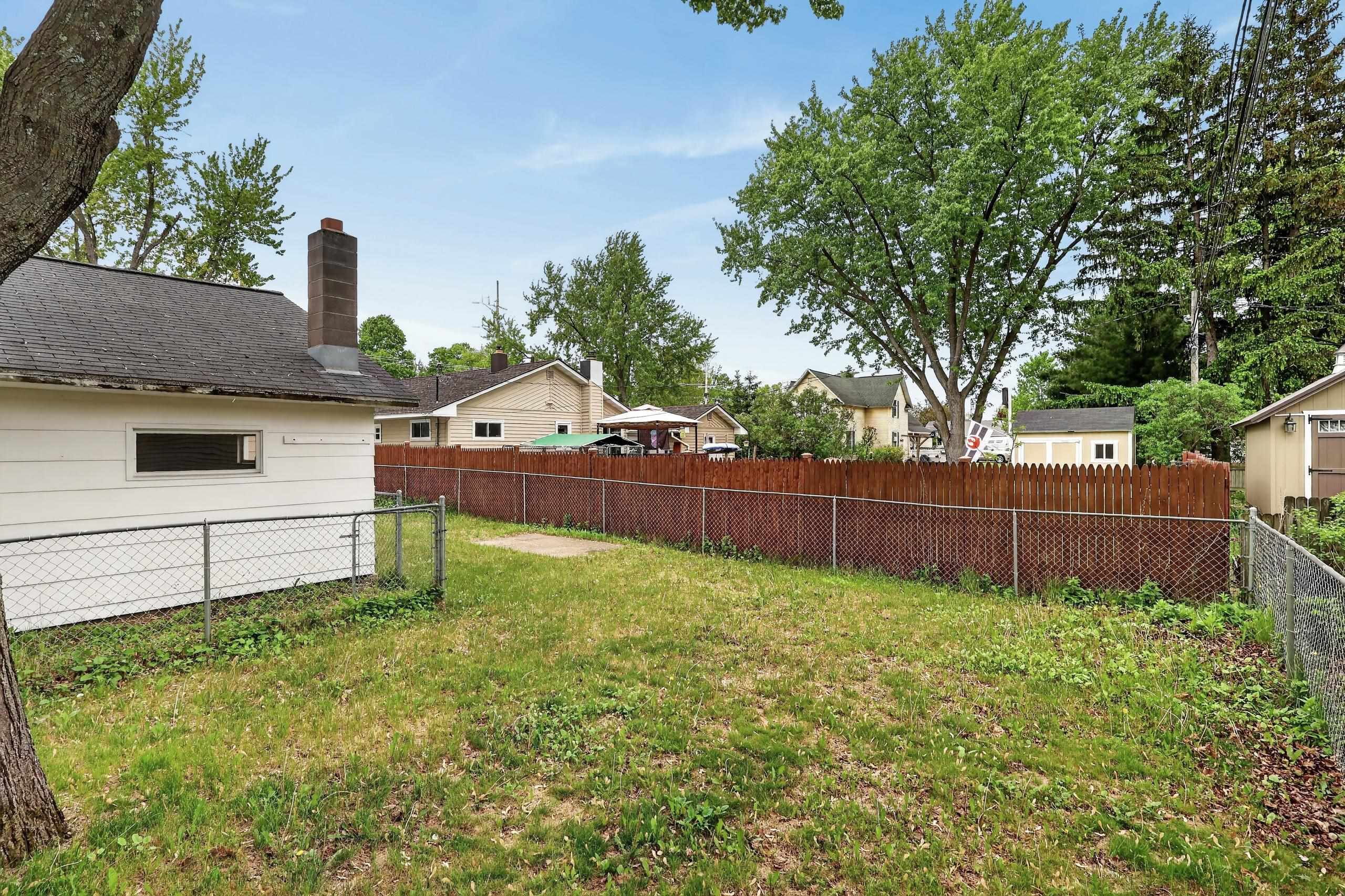 1841 CHESTNUT STREET, Wisconsin Rapids, Wisconsin 54494, 3 Bedrooms Bedrooms, ,1 BathroomBathrooms,Residential,For Sale,1841 CHESTNUT STREET,22602294