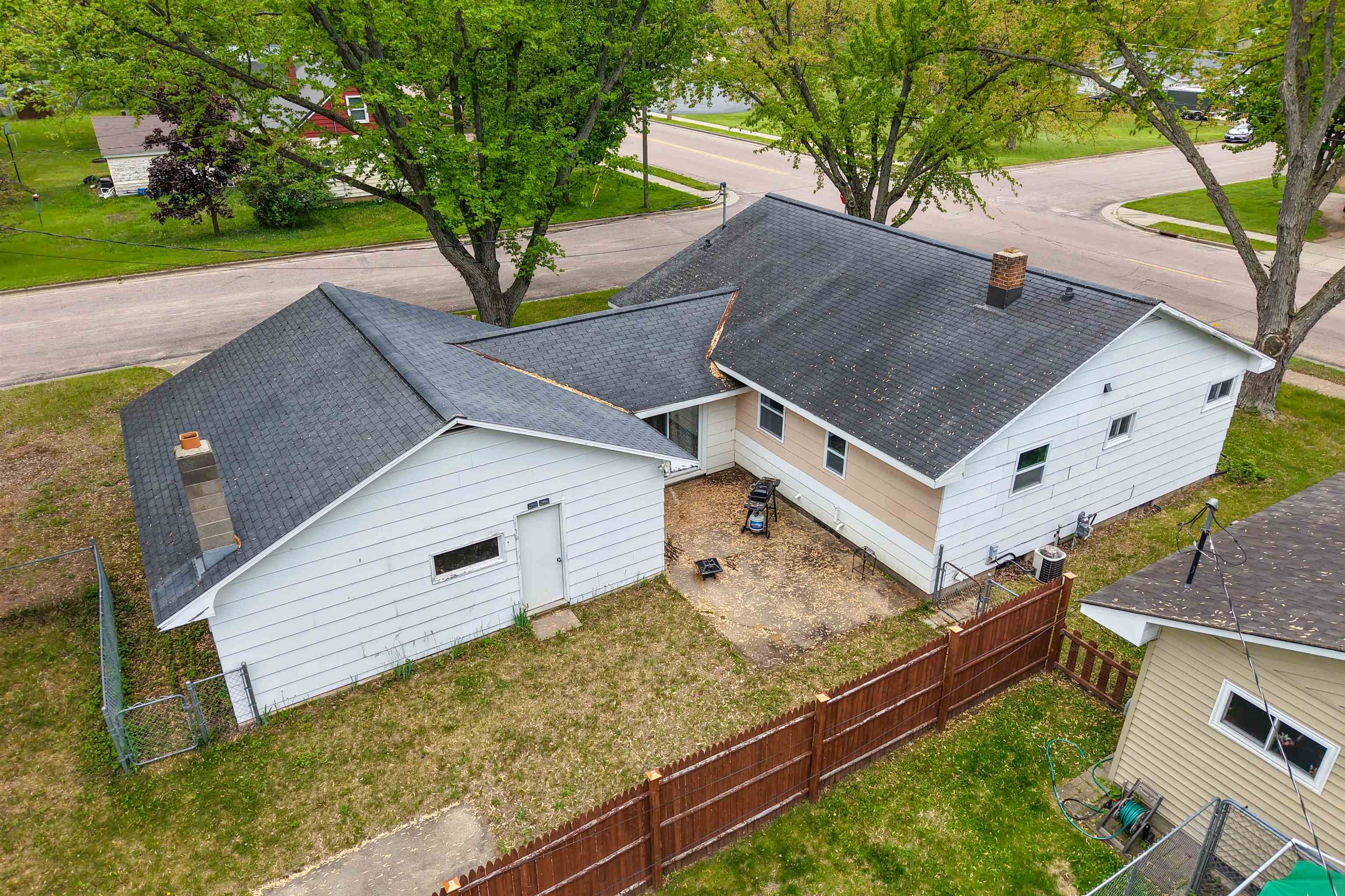 1841 CHESTNUT STREET, Wisconsin Rapids, Wisconsin 54494, 3 Bedrooms Bedrooms, ,1 BathroomBathrooms,Residential,For Sale,1841 CHESTNUT STREET,22602294