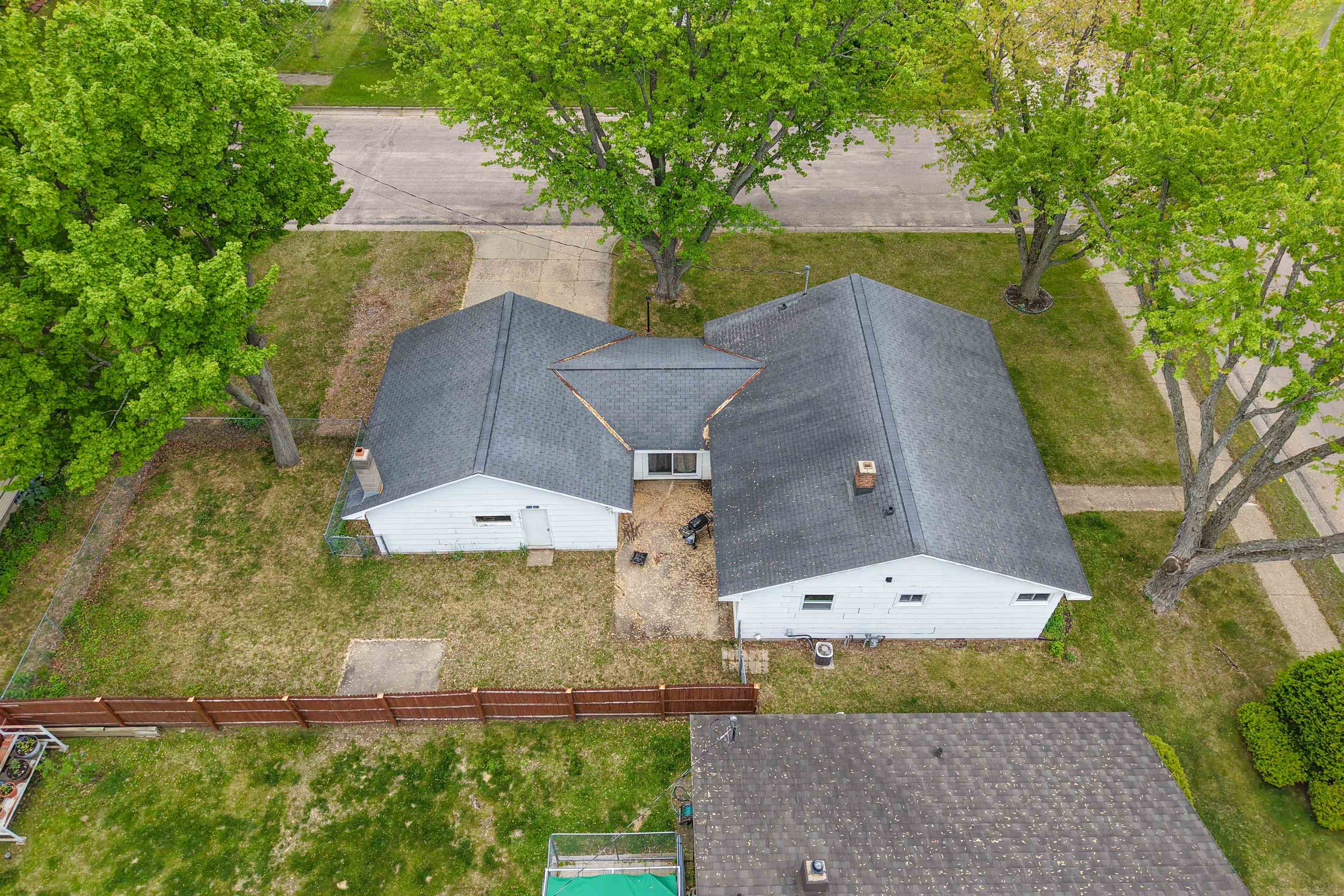1841 CHESTNUT STREET, Wisconsin Rapids, Wisconsin 54494, 3 Bedrooms Bedrooms, ,1 BathroomBathrooms,Residential,For Sale,1841 CHESTNUT STREET,22602294