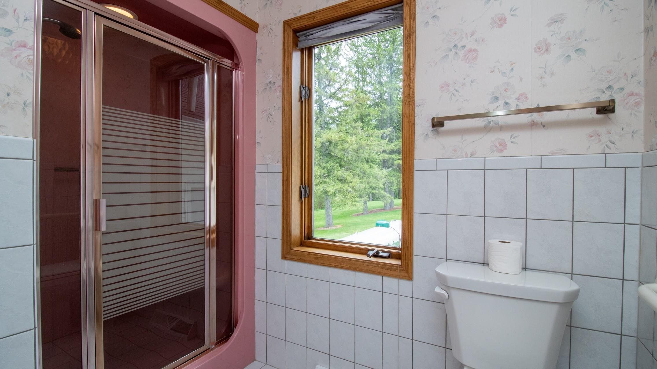 137668 COUNTY ROAD A, Marathon, Wisconsin 54448, 3 Bedrooms Bedrooms, ,3 BathroomsBathrooms,Residential,For Sale,137668 COUNTY ROAD A,22602297