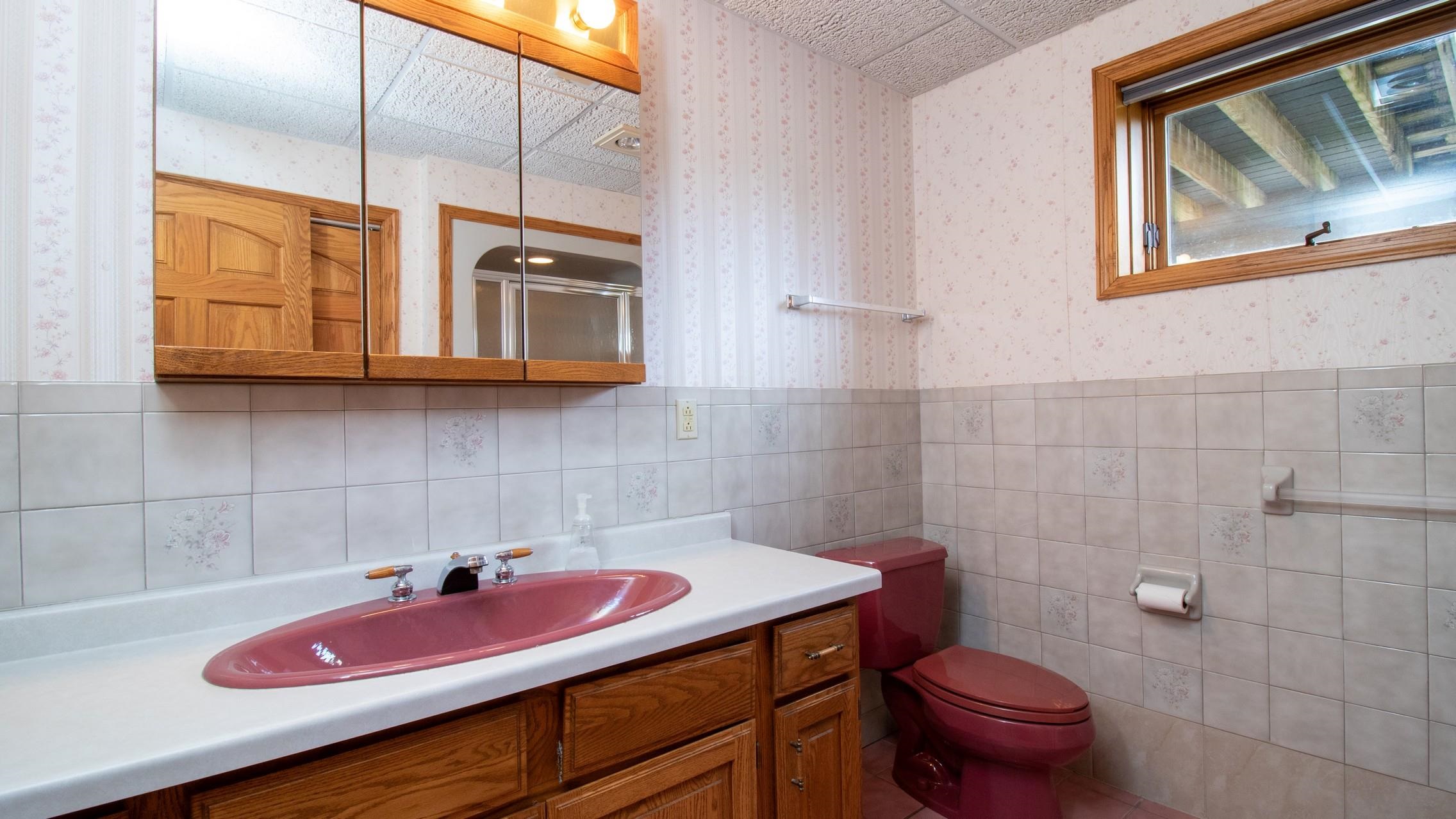 137668 COUNTY ROAD A, Marathon, Wisconsin 54448, 3 Bedrooms Bedrooms, ,3 BathroomsBathrooms,Residential,For Sale,137668 COUNTY ROAD A,22602297
