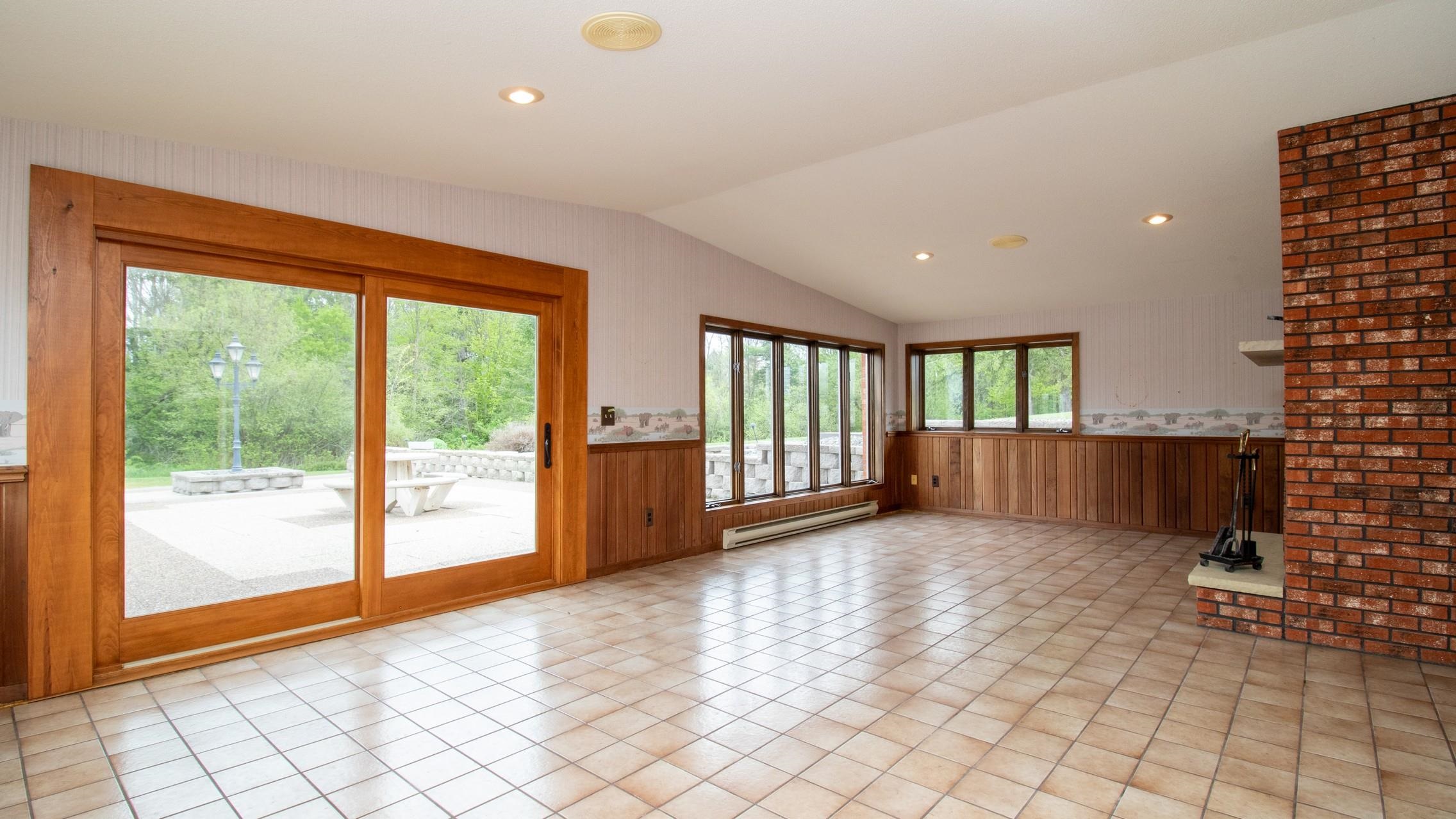 137668 COUNTY ROAD A, Marathon, Wisconsin 54448, 3 Bedrooms Bedrooms, ,3 BathroomsBathrooms,Residential,For Sale,137668 COUNTY ROAD A,22602297