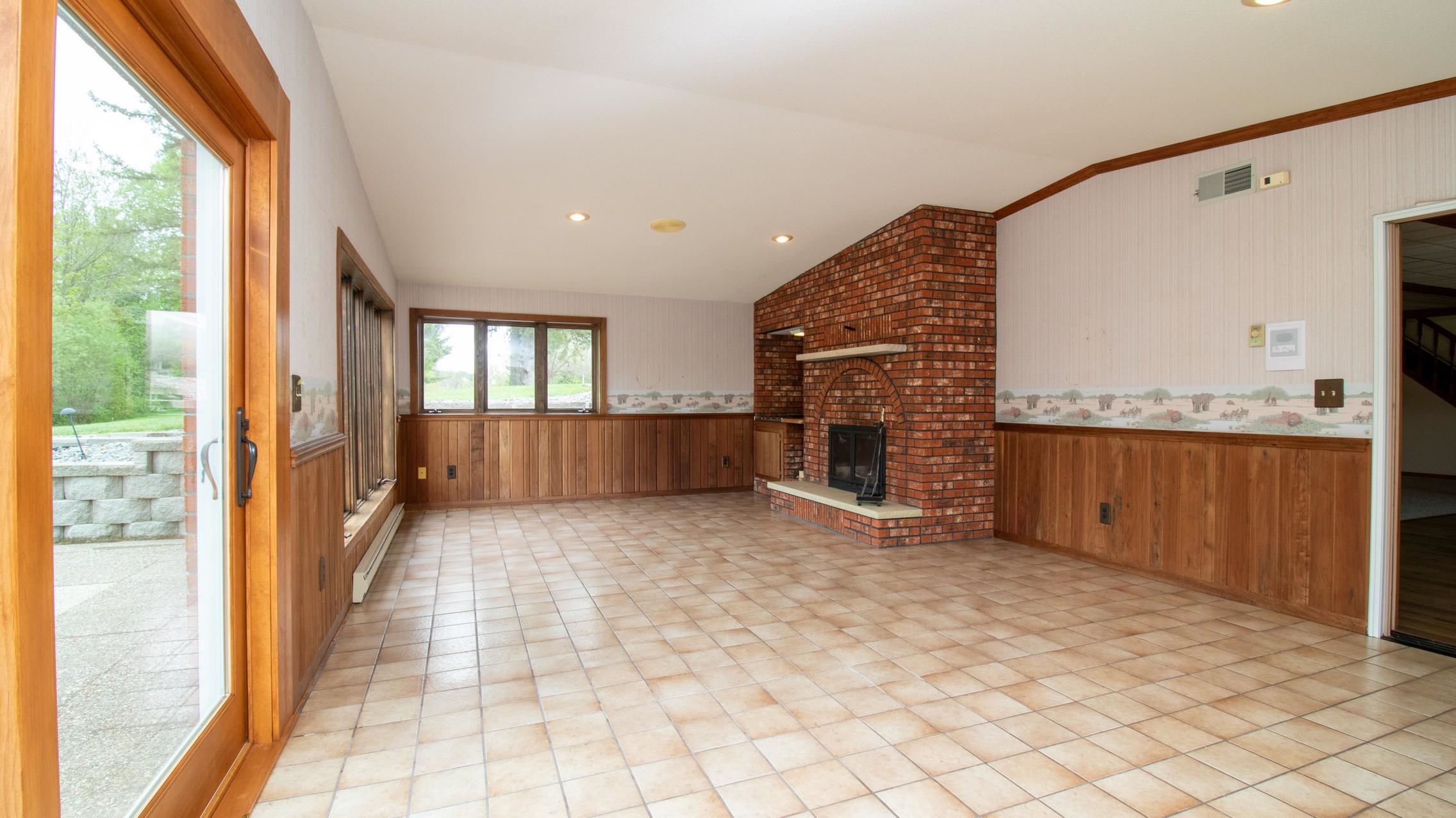137668 COUNTY ROAD A, Marathon, Wisconsin 54448, 3 Bedrooms Bedrooms, ,3 BathroomsBathrooms,Residential,For Sale,137668 COUNTY ROAD A,22602297