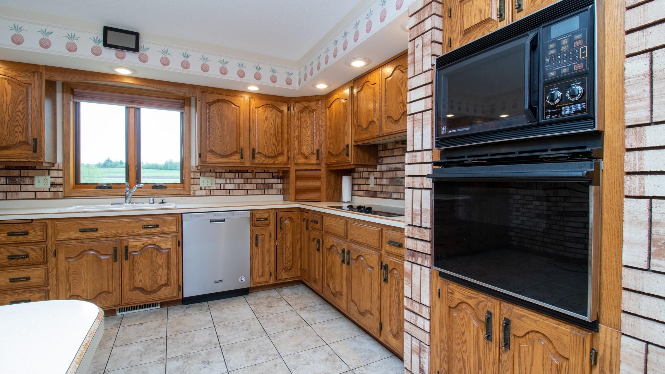 137668 COUNTY ROAD A, Marathon, Wisconsin 54448, 3 Bedrooms Bedrooms, ,3 BathroomsBathrooms,Residential,For Sale,137668 COUNTY ROAD A,22602297