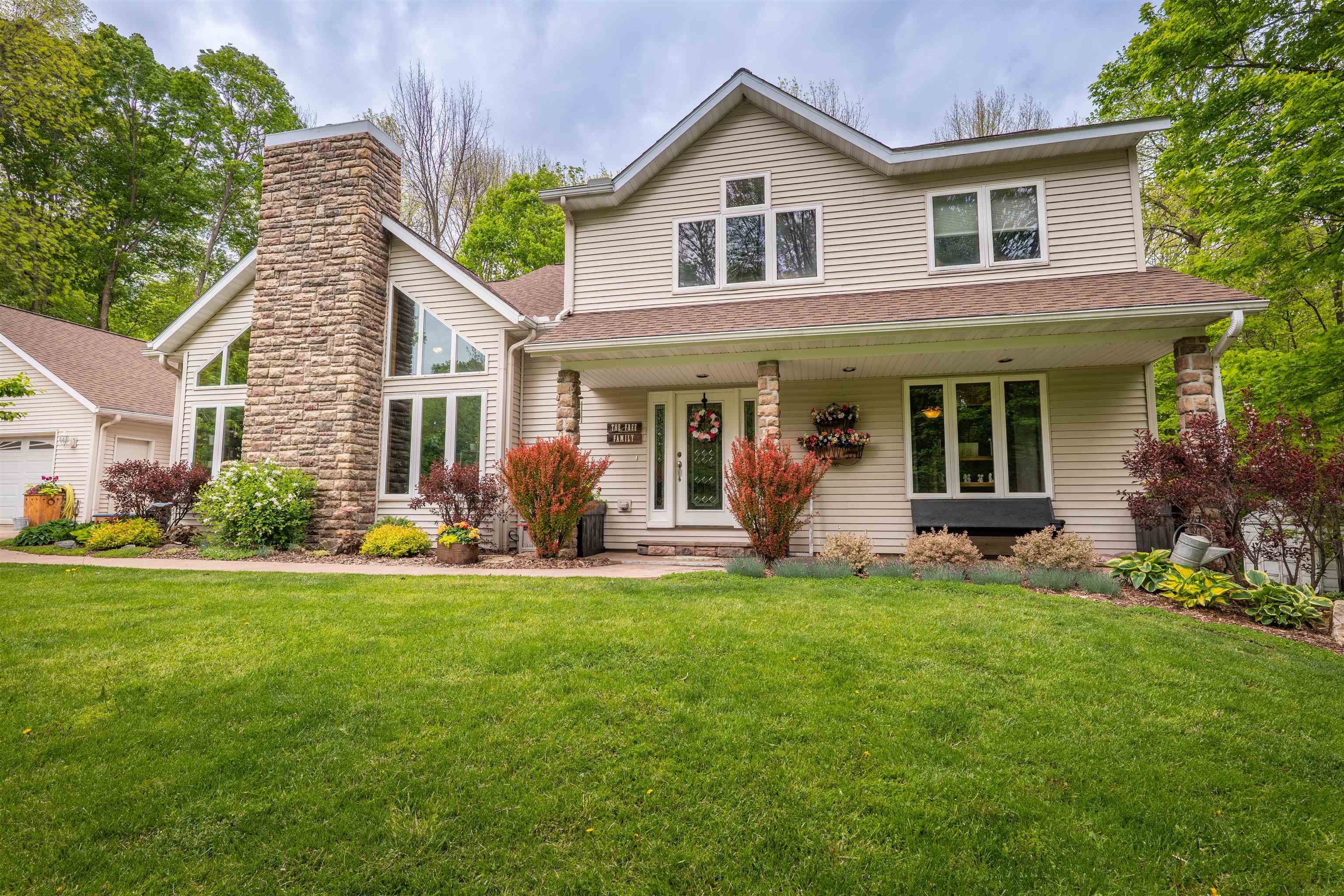 135976 FREEMAN VALLEY ROAD, Mosinee, Wisconsin 54455, 4 Bedrooms Bedrooms, ,3 BathroomsBathrooms,Residential,For Sale,135976 FREEMAN VALLEY ROAD,22602299