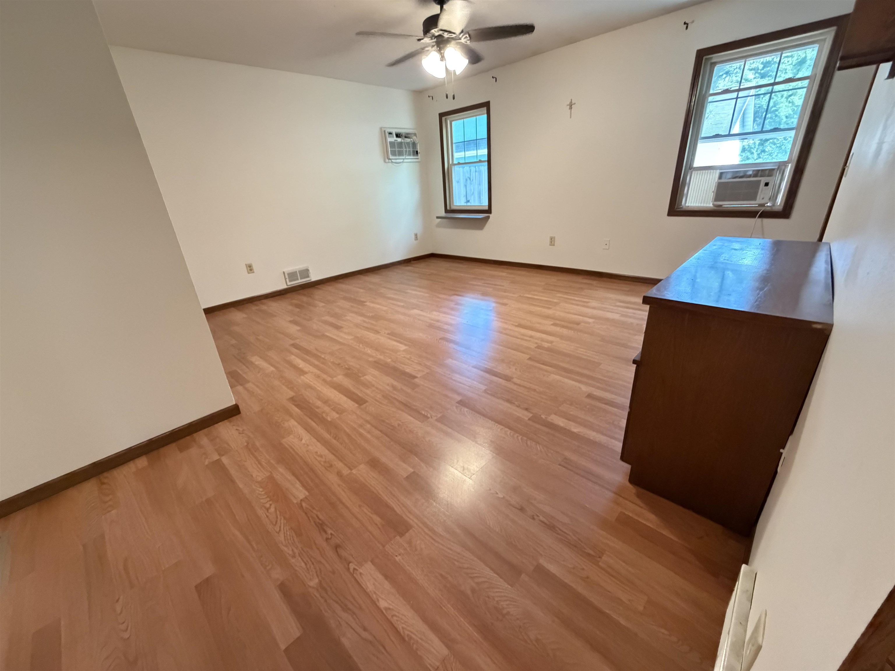 2509 N SIXTH STREET, Wausau, Wisconsin 54403, 2 Bedrooms Bedrooms, ,1 BathroomBathrooms,Residential,For Sale,2509 N SIXTH STREET,22602300