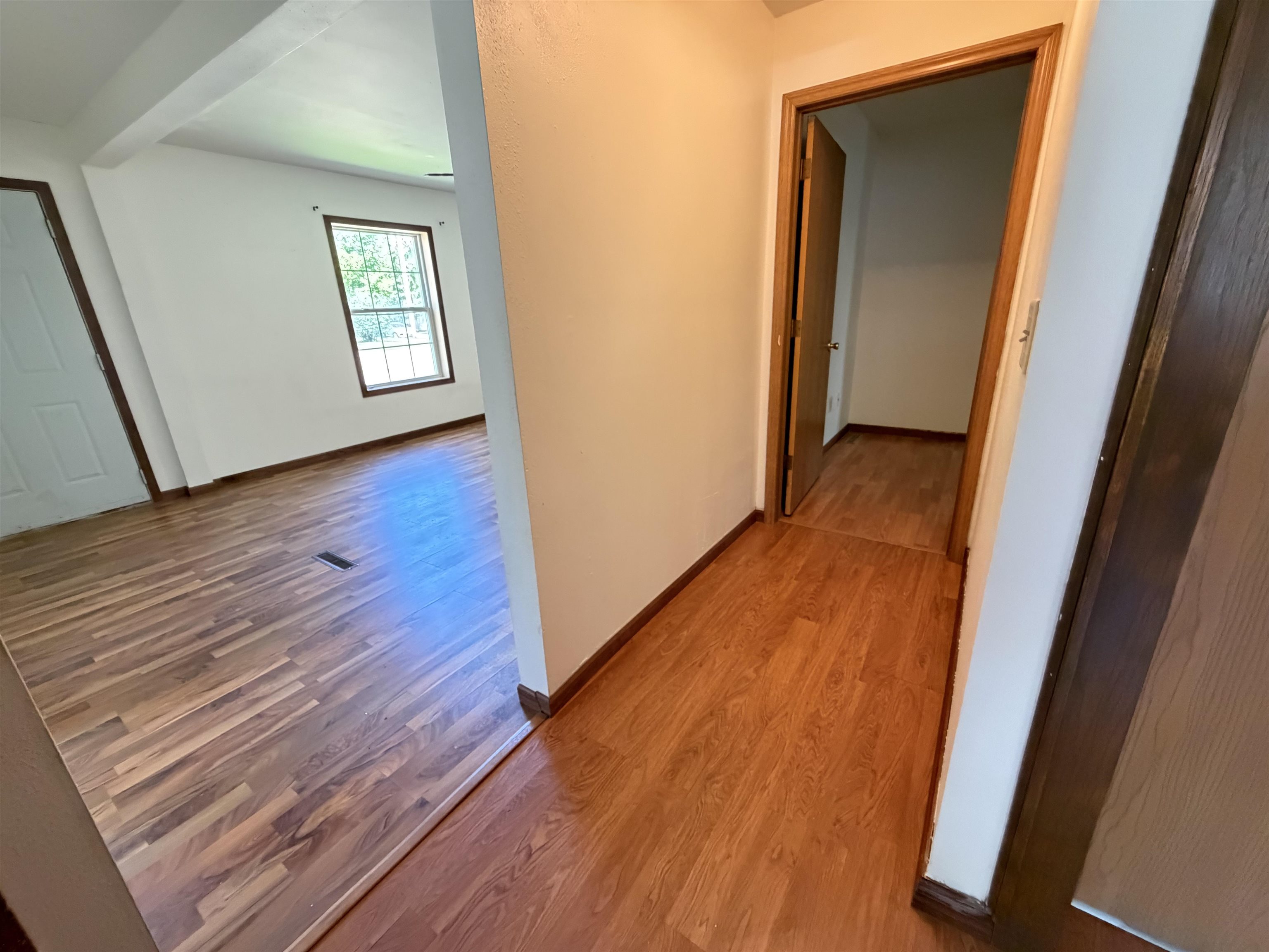 2509 N SIXTH STREET, Wausau, Wisconsin 54403, 2 Bedrooms Bedrooms, ,1 BathroomBathrooms,Residential,For Sale,2509 N SIXTH STREET,22602300