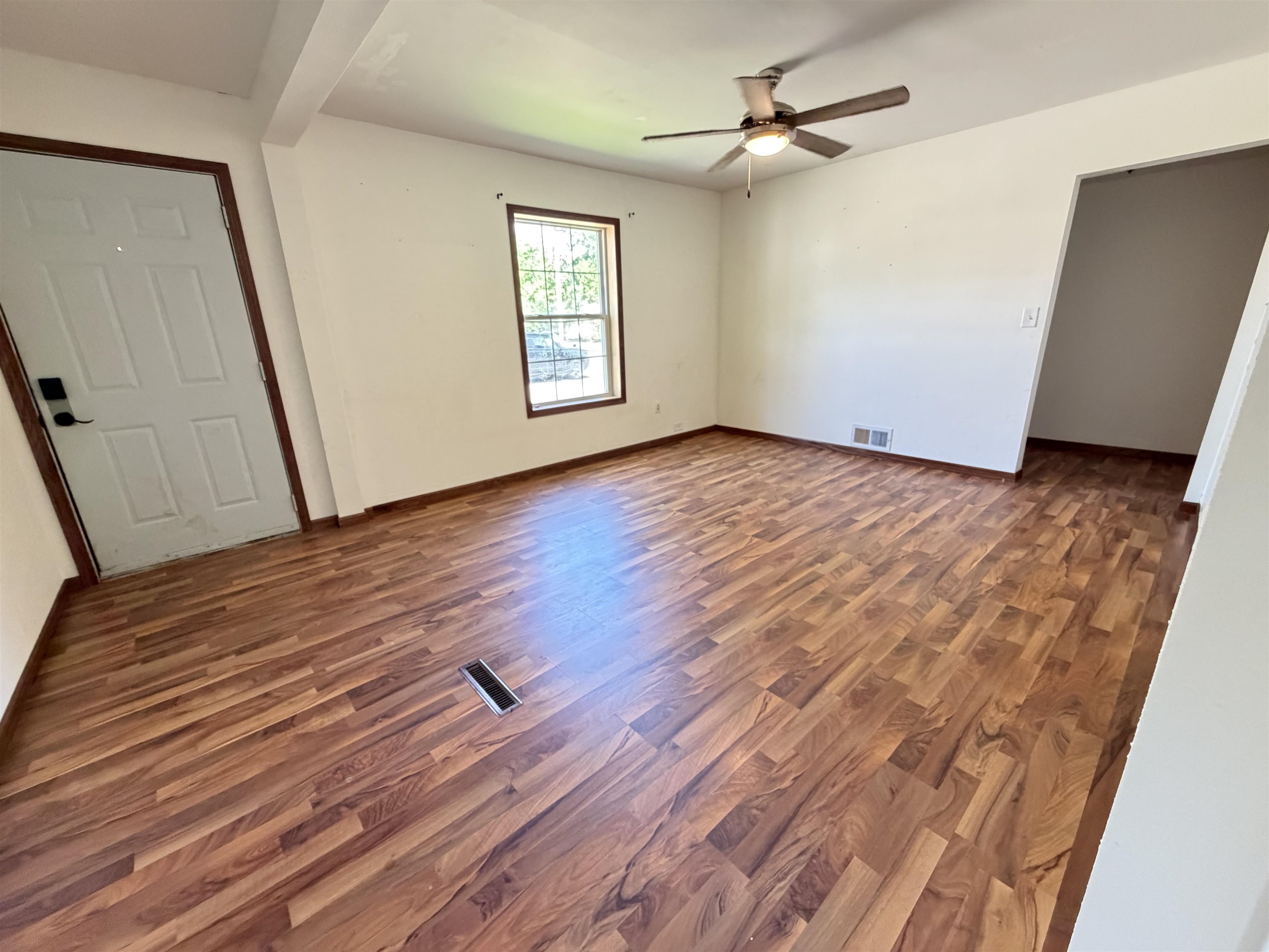 2509 N SIXTH STREET, Wausau, Wisconsin 54403, 2 Bedrooms Bedrooms, ,1 BathroomBathrooms,Residential,For Sale,2509 N SIXTH STREET,22602300