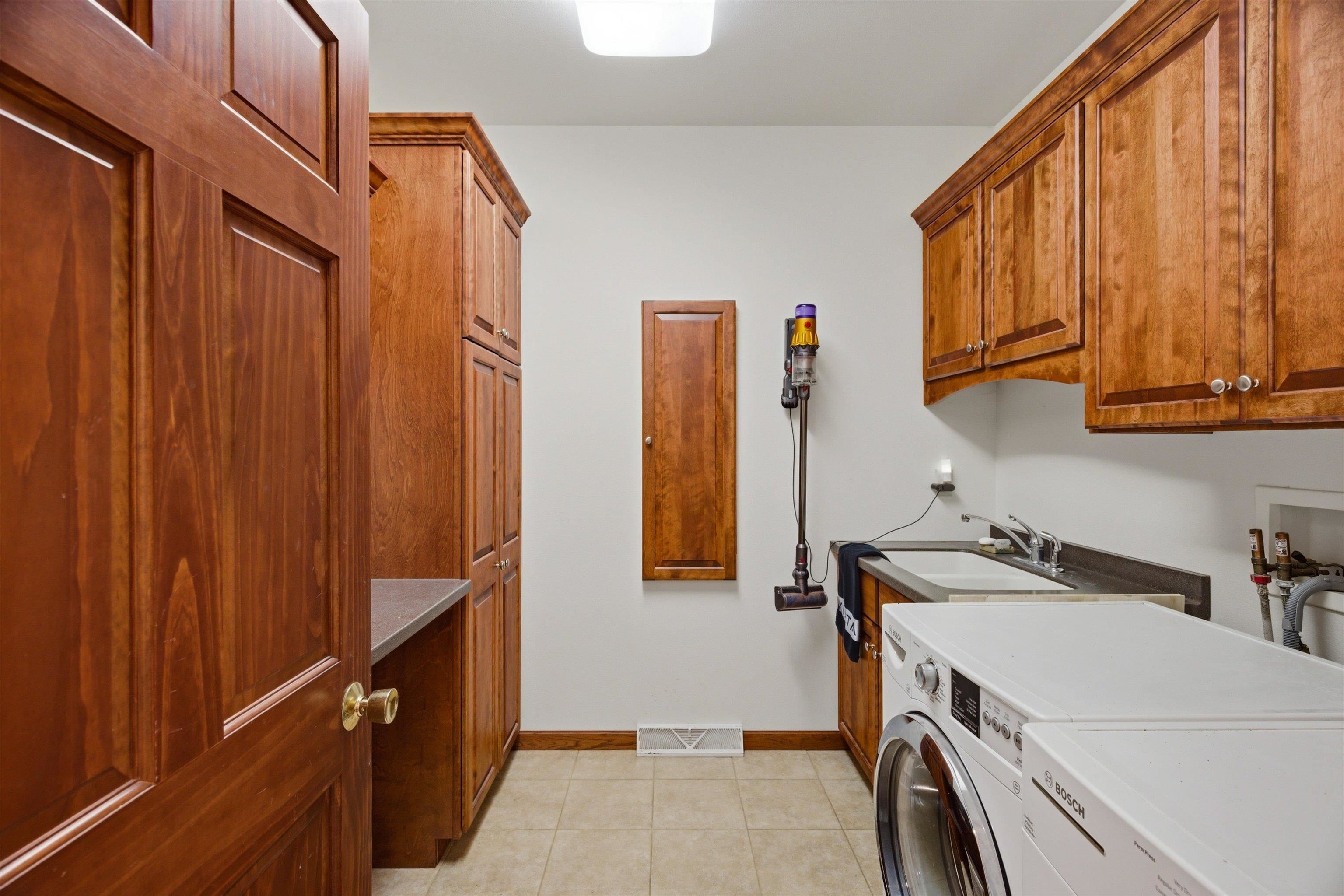 6007 RIVER PINES COURT, Weston, Wisconsin 54476, 5 Bedrooms Bedrooms, ,3 BathroomsBathrooms,Residential,For Sale,6007 RIVER PINES COURT,22602301