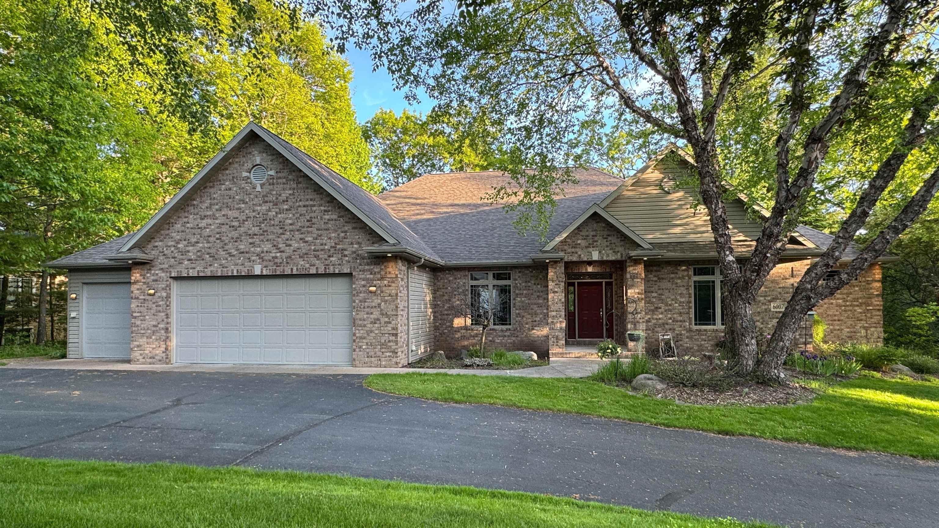6007 RIVER PINES COURT, Weston, Wisconsin 54476, 5 Bedrooms Bedrooms, ,3 BathroomsBathrooms,Residential,For Sale,6007 RIVER PINES COURT,22602301
