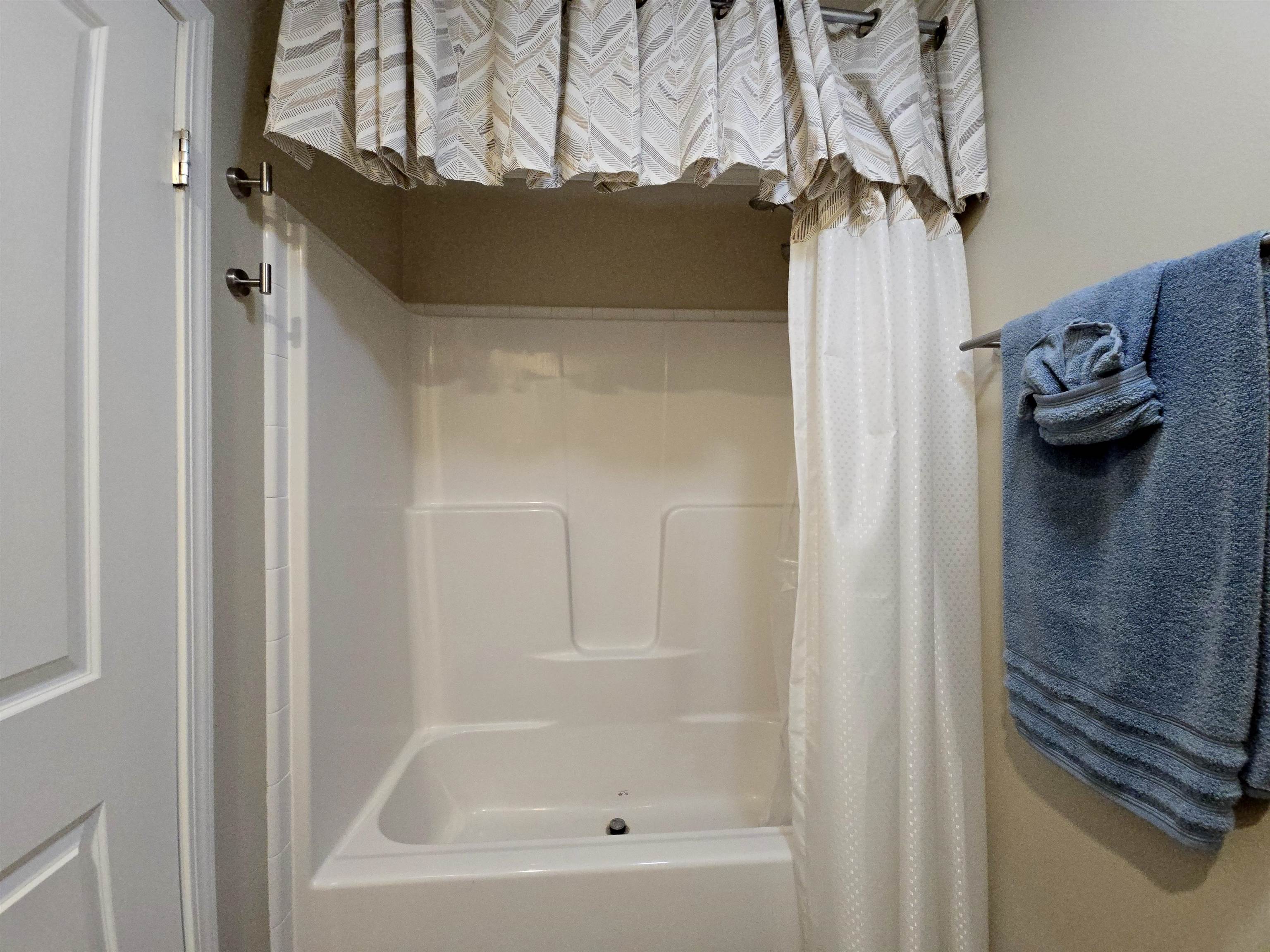 4918 MEADOW LANE, Vesper, Wisconsin 54489-9433, 3 Bedrooms Bedrooms, ,2 BathroomsBathrooms,Residential,For Sale,4918 MEADOW LANE,22602305