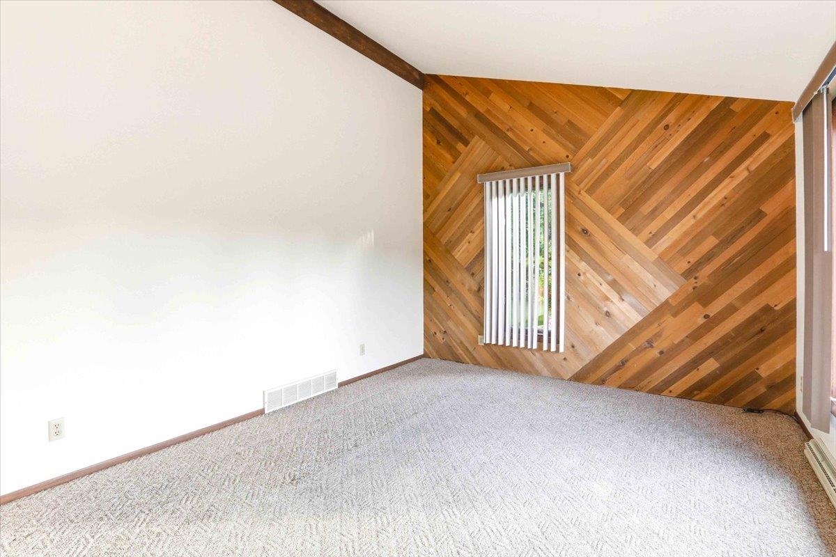 206 BUCHANAN STREET, LITTLE CHUTE, Wisconsin 54140, 3 Bedrooms Bedrooms, ,1 BathroomBathrooms,Residential,For Sale,206 BUCHANAN STREET,22602307