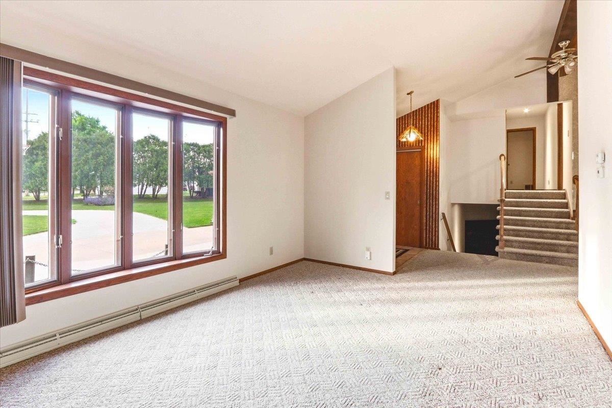 206 BUCHANAN STREET, LITTLE CHUTE, Wisconsin 54140, 3 Bedrooms Bedrooms, ,1 BathroomBathrooms,Residential,For Sale,206 BUCHANAN STREET,22602307