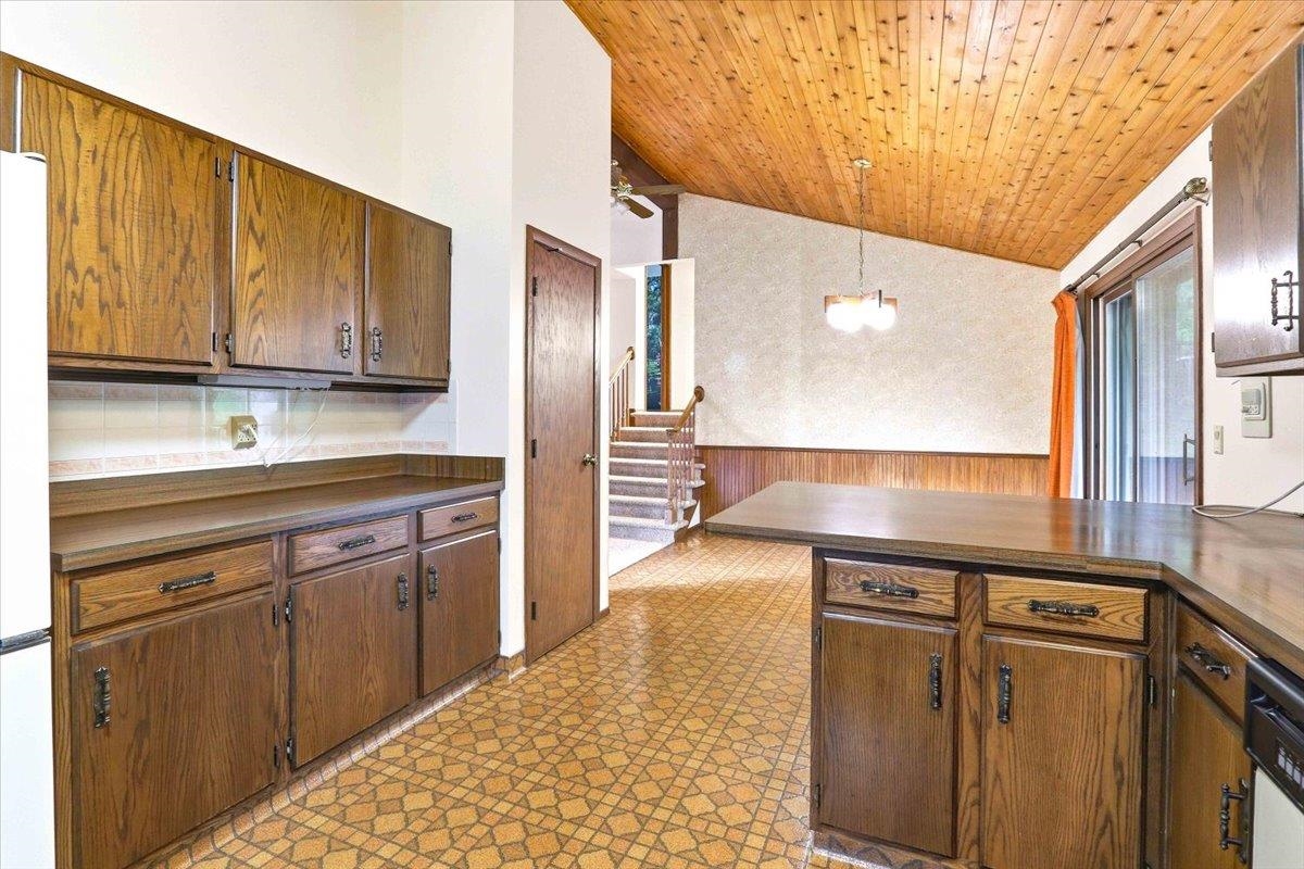 206 BUCHANAN STREET, LITTLE CHUTE, Wisconsin 54140, 3 Bedrooms Bedrooms, ,1 BathroomBathrooms,Residential,For Sale,206 BUCHANAN STREET,22602307