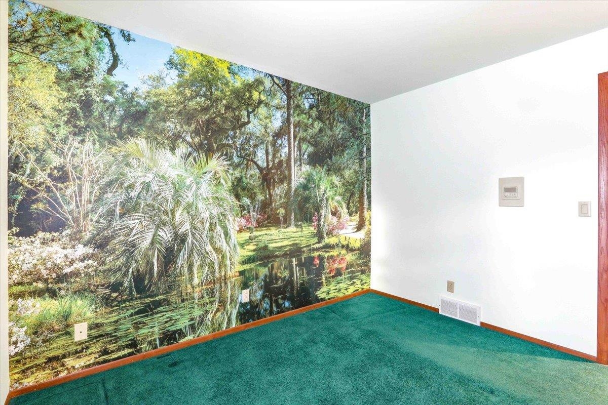 206 BUCHANAN STREET, LITTLE CHUTE, Wisconsin 54140, 3 Bedrooms Bedrooms, ,1 BathroomBathrooms,Residential,For Sale,206 BUCHANAN STREET,22602307