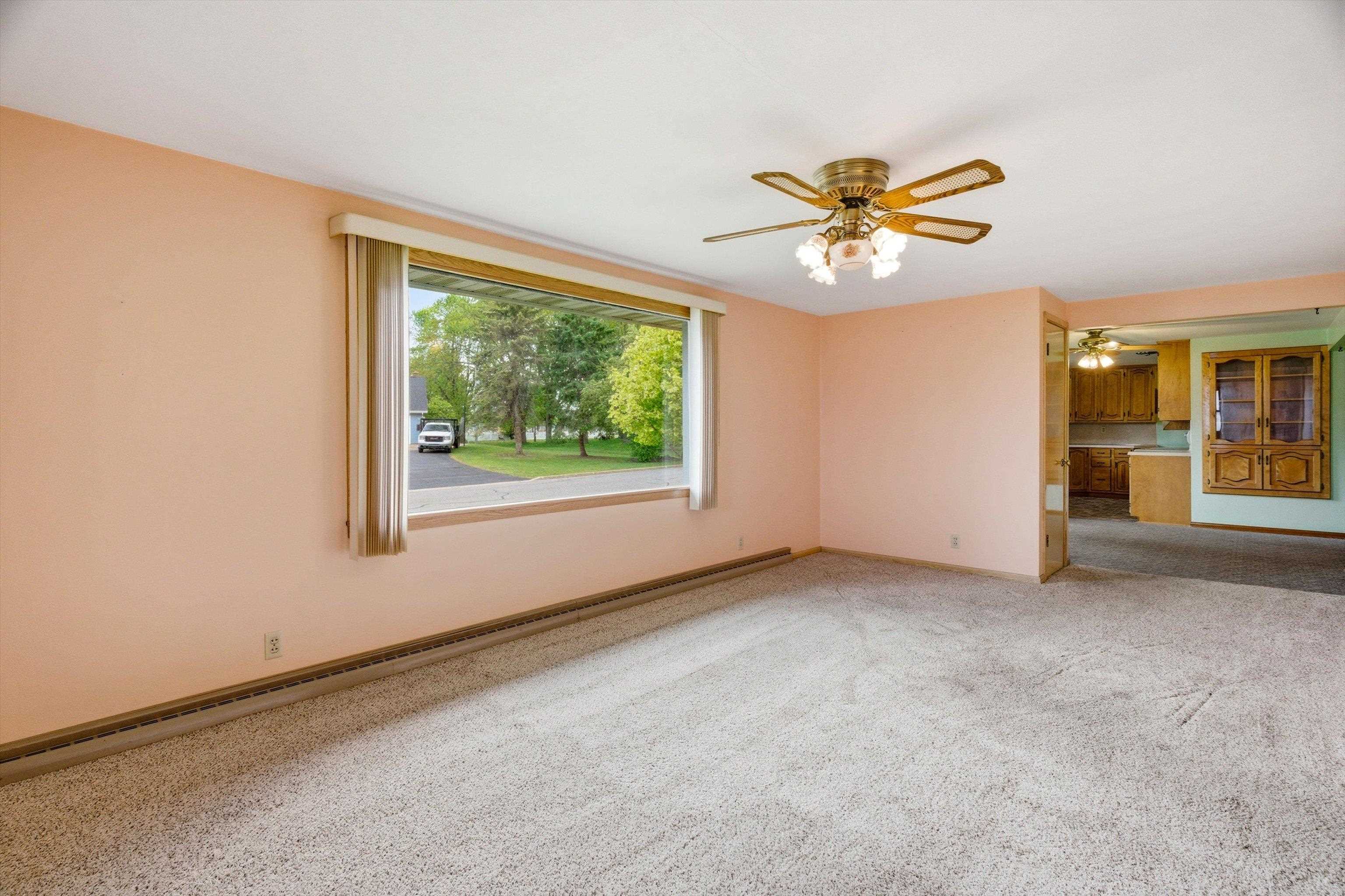 100 W BUSE STREET, Spencer, Wisconsin 54479, 3 Bedrooms Bedrooms, ,2 BathroomsBathrooms,Residential,For Sale,100 W BUSE STREET,22602309