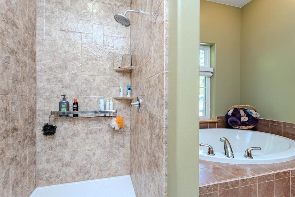 2263 MEADOW DRIVE, Kronenwetter, Wisconsin 54455, 3 Bedrooms Bedrooms, ,3 BathroomsBathrooms,Residential,For Sale,2263 MEADOW DRIVE,22602310
