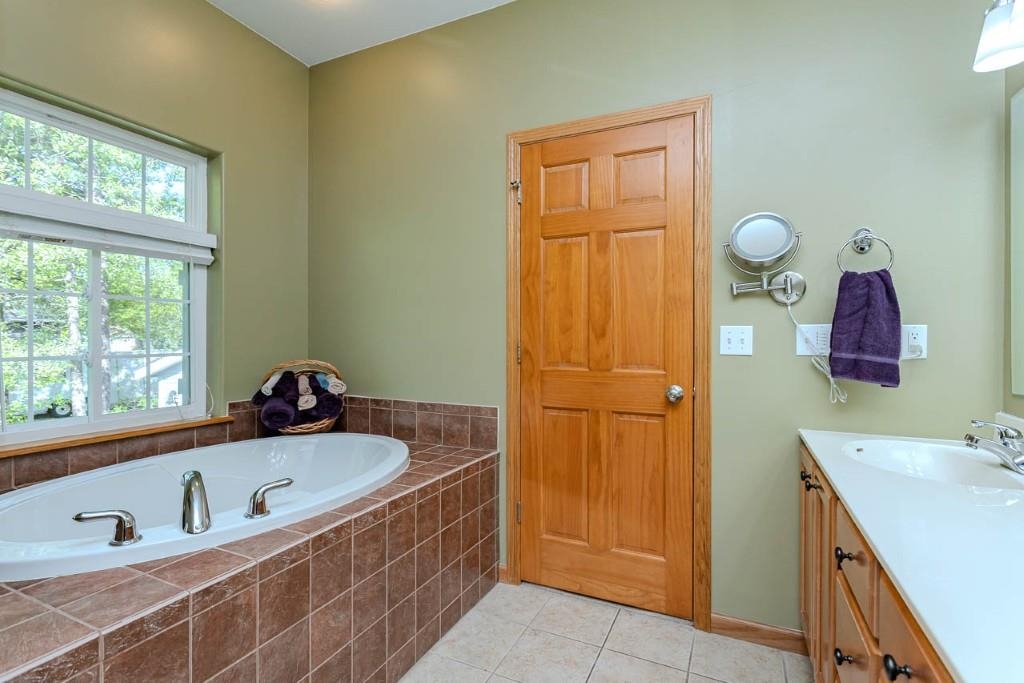2263 MEADOW DRIVE, Kronenwetter, Wisconsin 54455, 3 Bedrooms Bedrooms, ,3 BathroomsBathrooms,Residential,For Sale,2263 MEADOW DRIVE,22602310