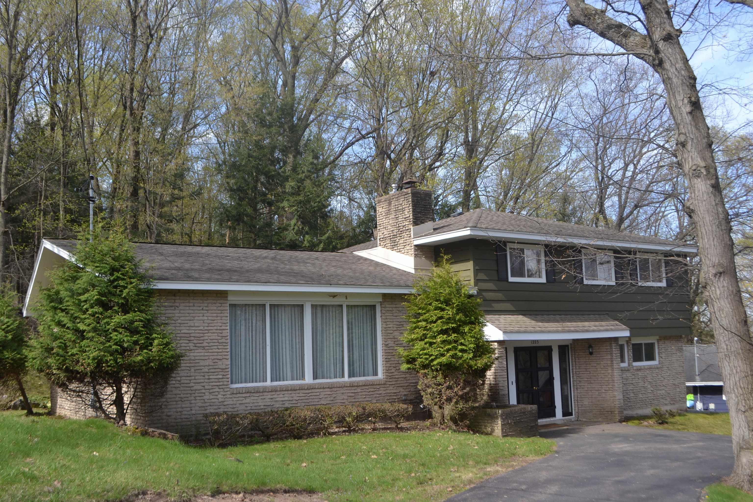 1223 SYLVAN STREET, Wausau, Wisconsin 54403, 4 Bedrooms Bedrooms, ,2 BathroomsBathrooms,Residential,For Sale,1223 SYLVAN STREET,22602311