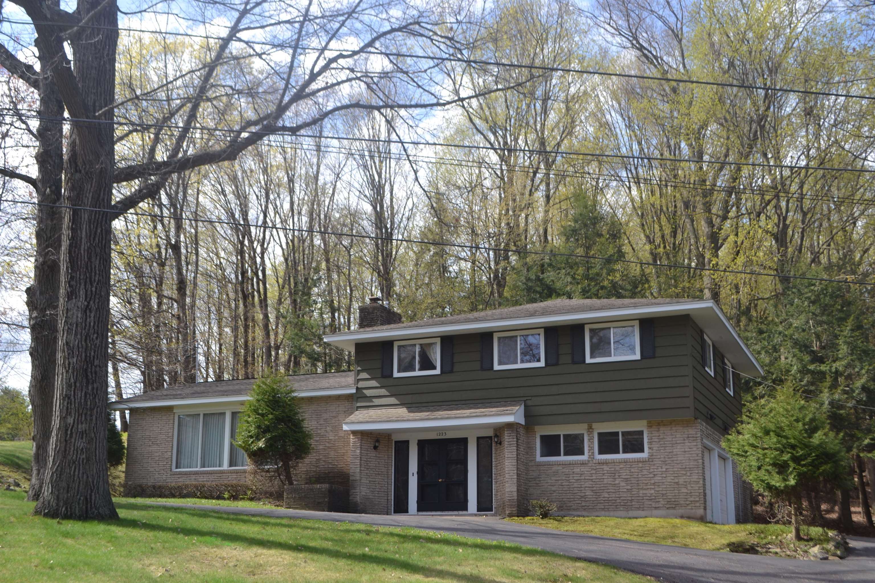 1223 SYLVAN STREET, Wausau, Wisconsin 54403, 4 Bedrooms Bedrooms, ,2 BathroomsBathrooms,Residential,For Sale,1223 SYLVAN STREET,22602311