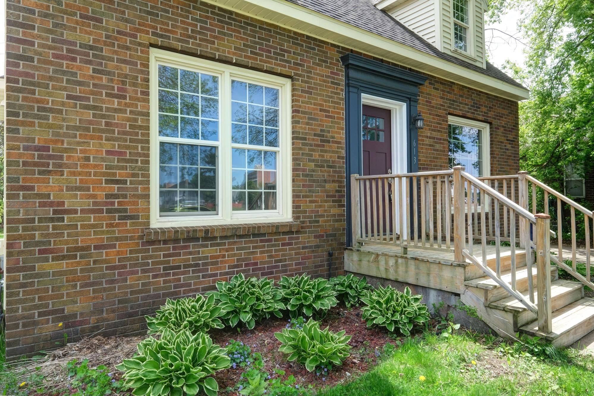 613 FLORAL AVENUE, Wausau, Wisconsin 54403, 5 Bedrooms Bedrooms, ,2 BathroomsBathrooms,Residential,For Sale,613 FLORAL AVENUE,22602313