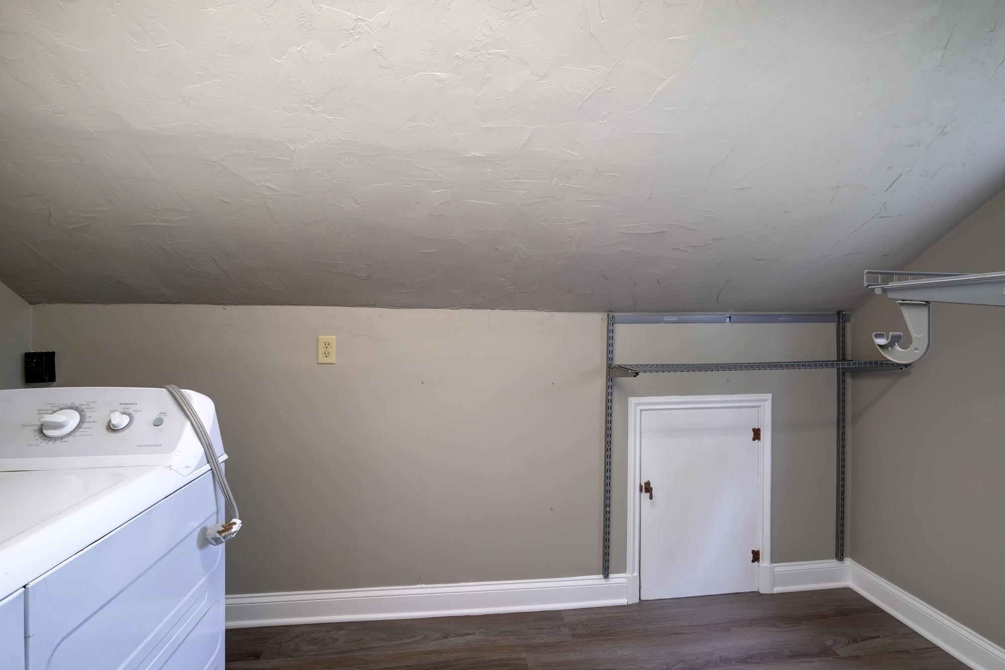 613 FLORAL AVENUE, Wausau, Wisconsin 54403, 5 Bedrooms Bedrooms, ,2 BathroomsBathrooms,Residential,For Sale,613 FLORAL AVENUE,22602313