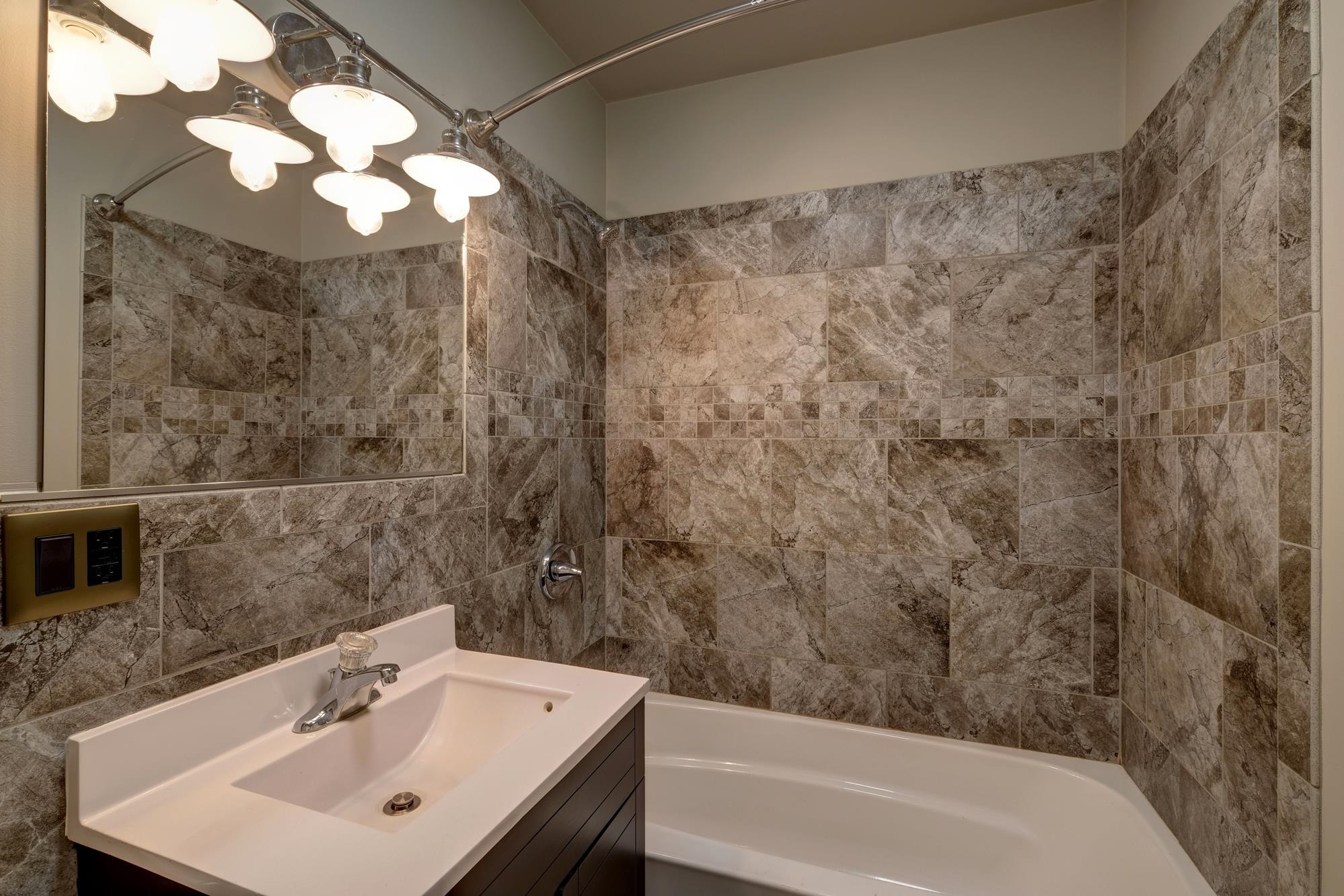 613 FLORAL AVENUE, Wausau, Wisconsin 54403, 5 Bedrooms Bedrooms, ,2 BathroomsBathrooms,Residential,For Sale,613 FLORAL AVENUE,22602313
