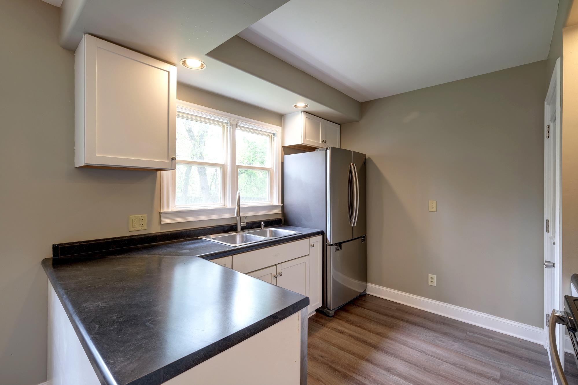 613 FLORAL AVENUE, Wausau, Wisconsin 54403, 5 Bedrooms Bedrooms, ,2 BathroomsBathrooms,Residential,For Sale,613 FLORAL AVENUE,22602313