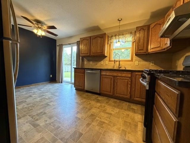 2011 87TH STREET SOUTH, Wisconsin Rapids, Wisconsin 54494, 3 Bedrooms Bedrooms, ,3 BathroomsBathrooms,Residential,For Sale,2011 87TH STREET SOUTH,22602314