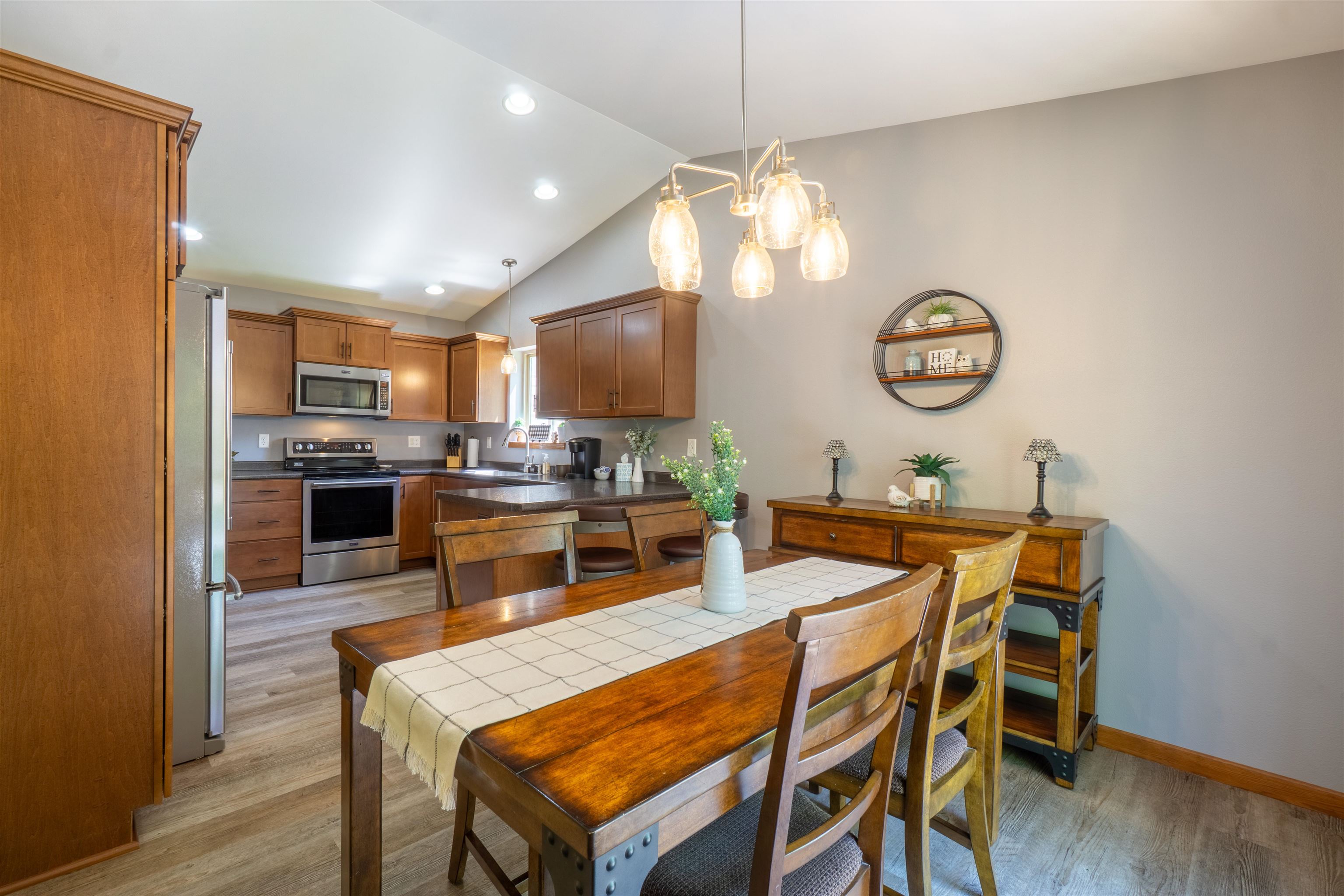 6607 CAVIN DRIVE, Wausau, Wisconsin 54401, 4 Bedrooms Bedrooms, ,3 BathroomsBathrooms,Residential,For Sale,6607 CAVIN DRIVE,22602316