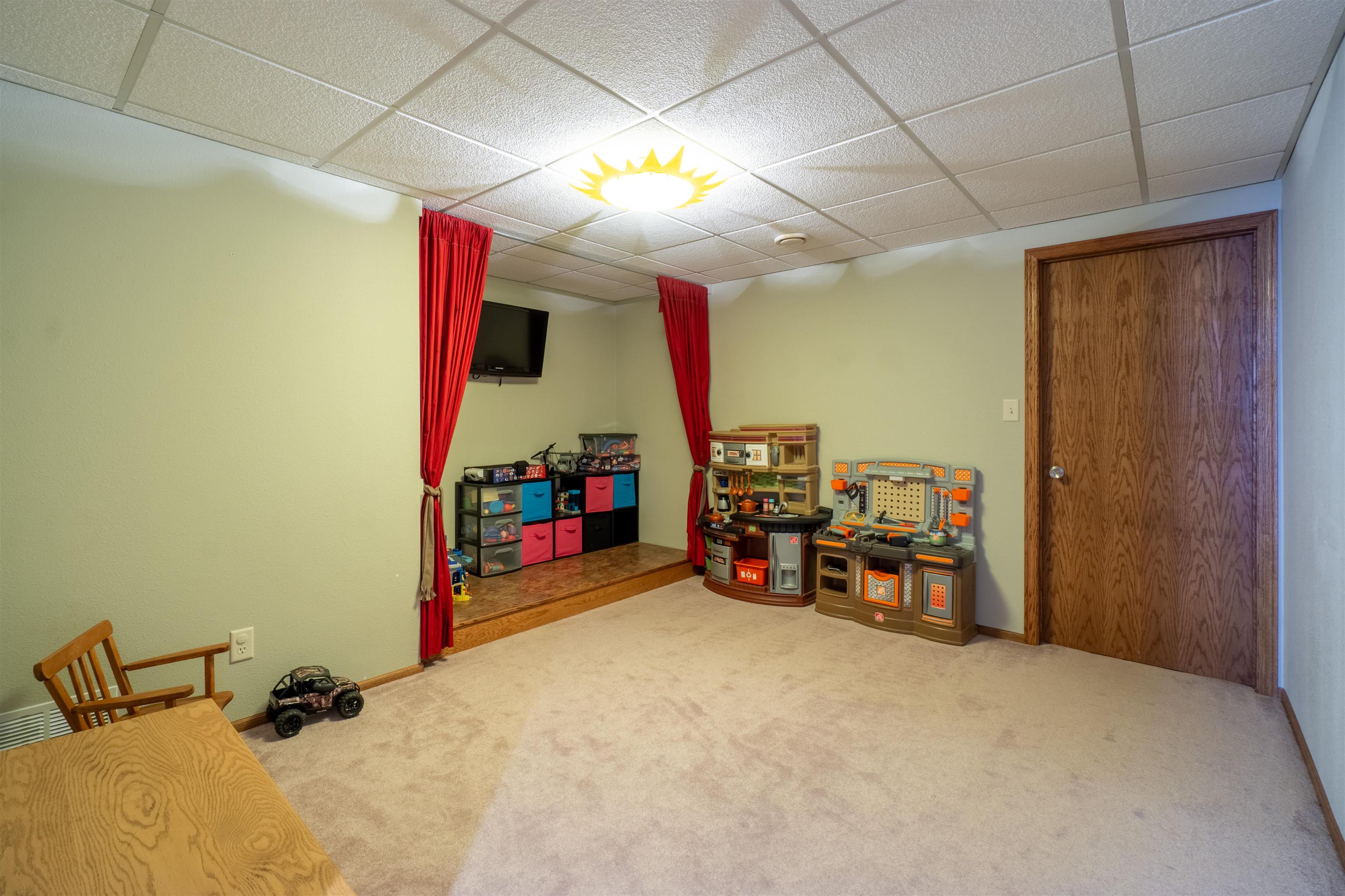 6607 CAVIN DRIVE, Wausau, Wisconsin 54401, 4 Bedrooms Bedrooms, ,3 BathroomsBathrooms,Residential,For Sale,6607 CAVIN DRIVE,22602316