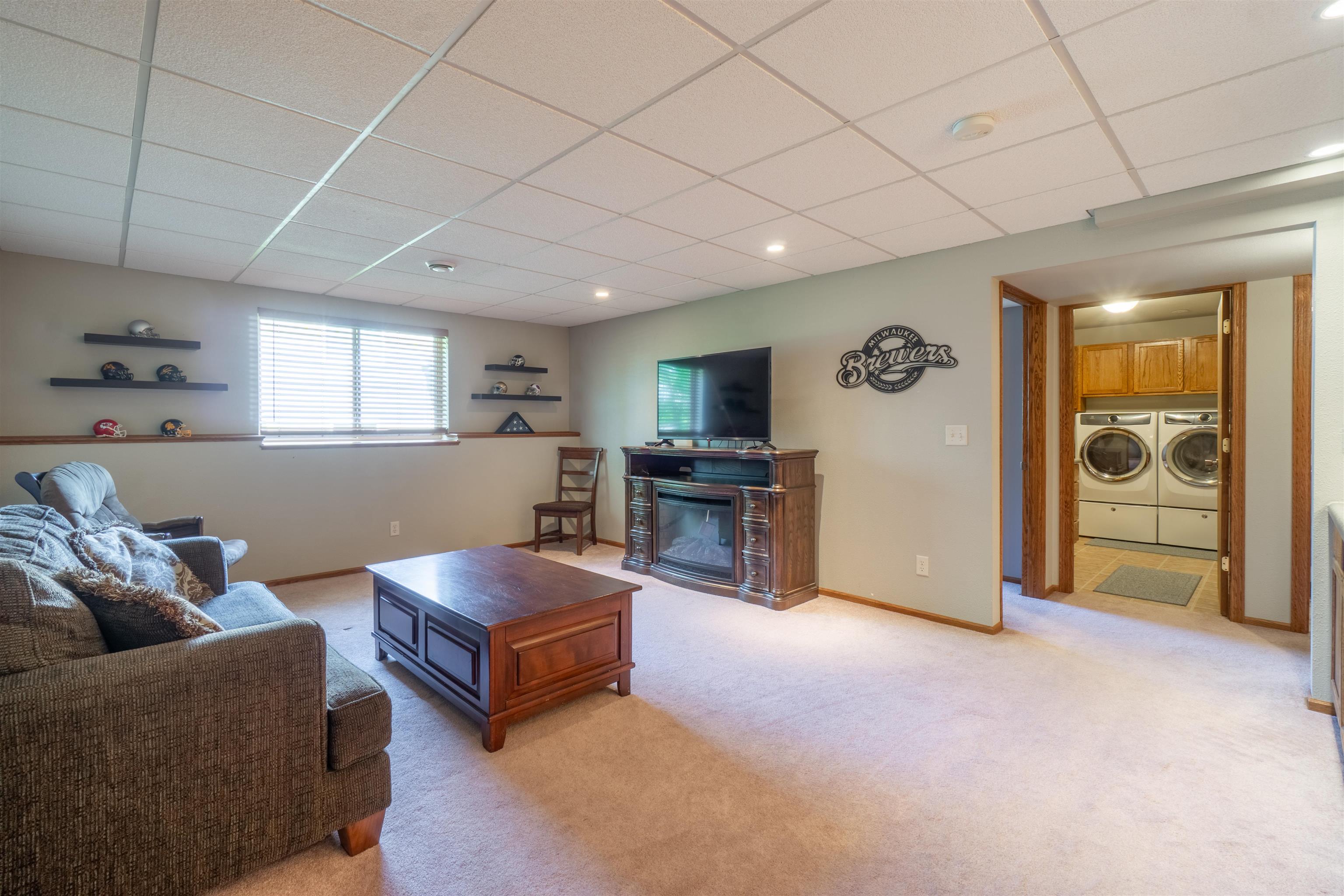 6607 CAVIN DRIVE, Wausau, Wisconsin 54401, 4 Bedrooms Bedrooms, ,3 BathroomsBathrooms,Residential,For Sale,6607 CAVIN DRIVE,22602316