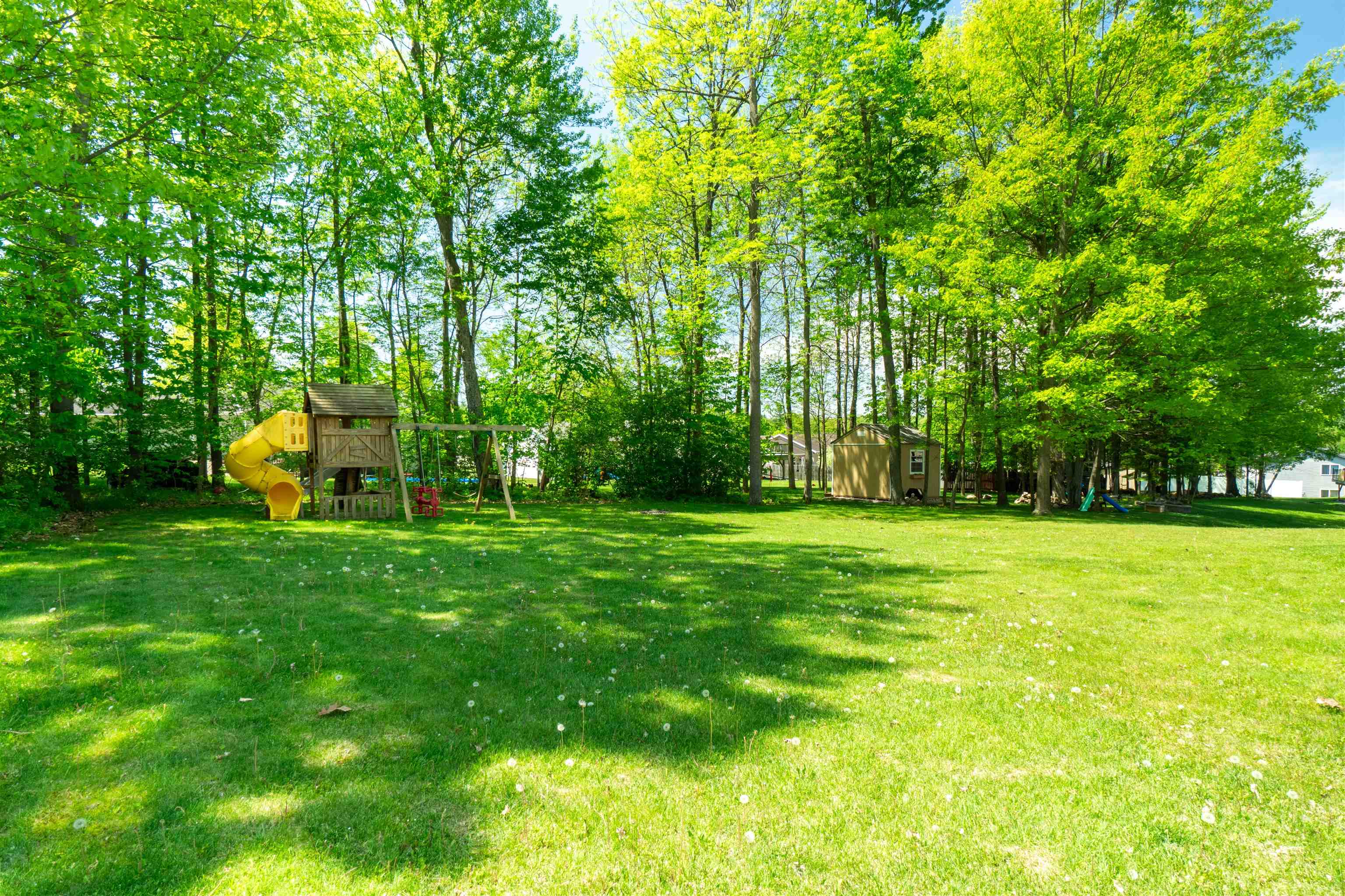 6607 CAVIN DRIVE, Wausau, Wisconsin 54401, 4 Bedrooms Bedrooms, ,3 BathroomsBathrooms,Residential,For Sale,6607 CAVIN DRIVE,22602316