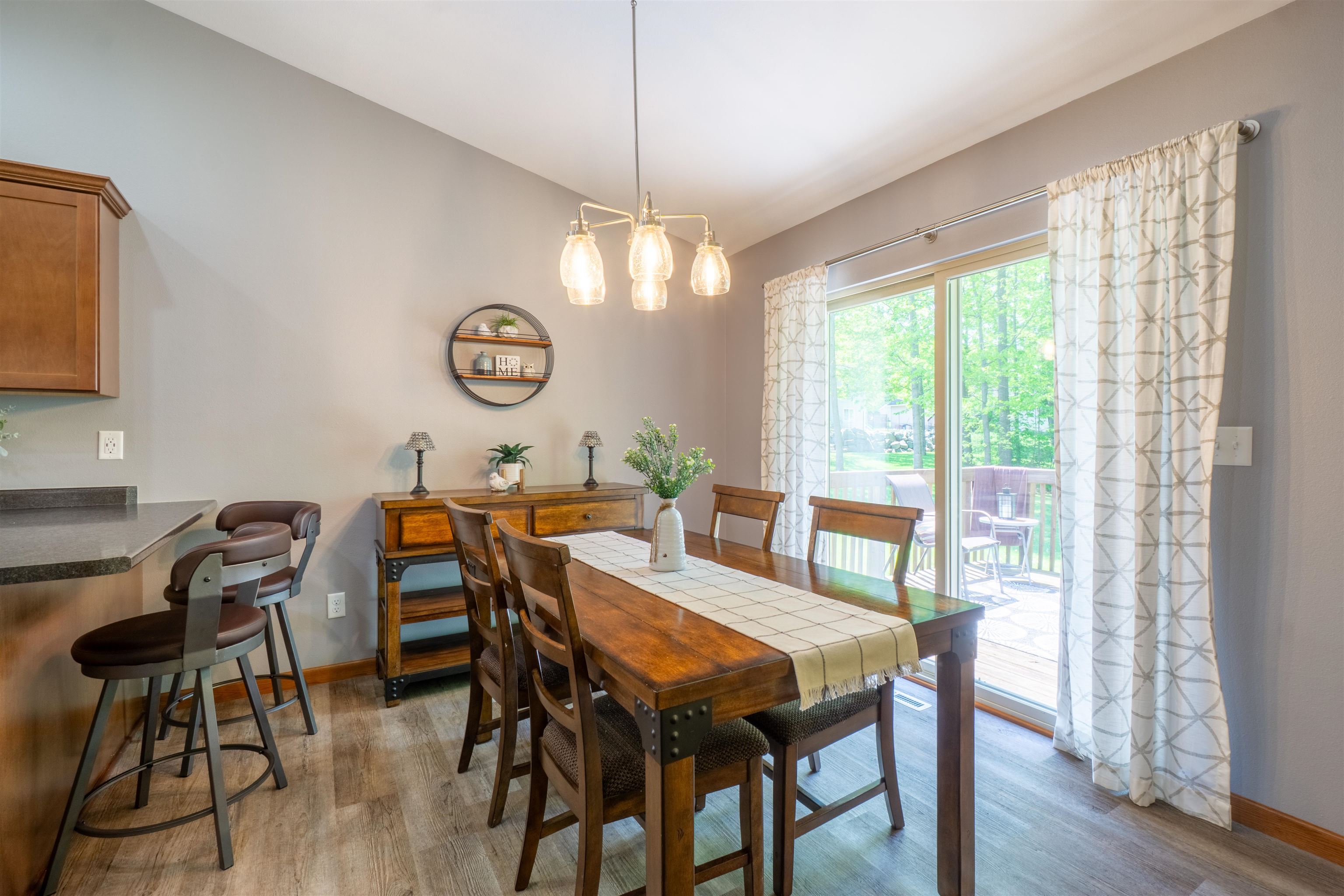 6607 CAVIN DRIVE, Wausau, Wisconsin 54401, 4 Bedrooms Bedrooms, ,3 BathroomsBathrooms,Residential,For Sale,6607 CAVIN DRIVE,22602316