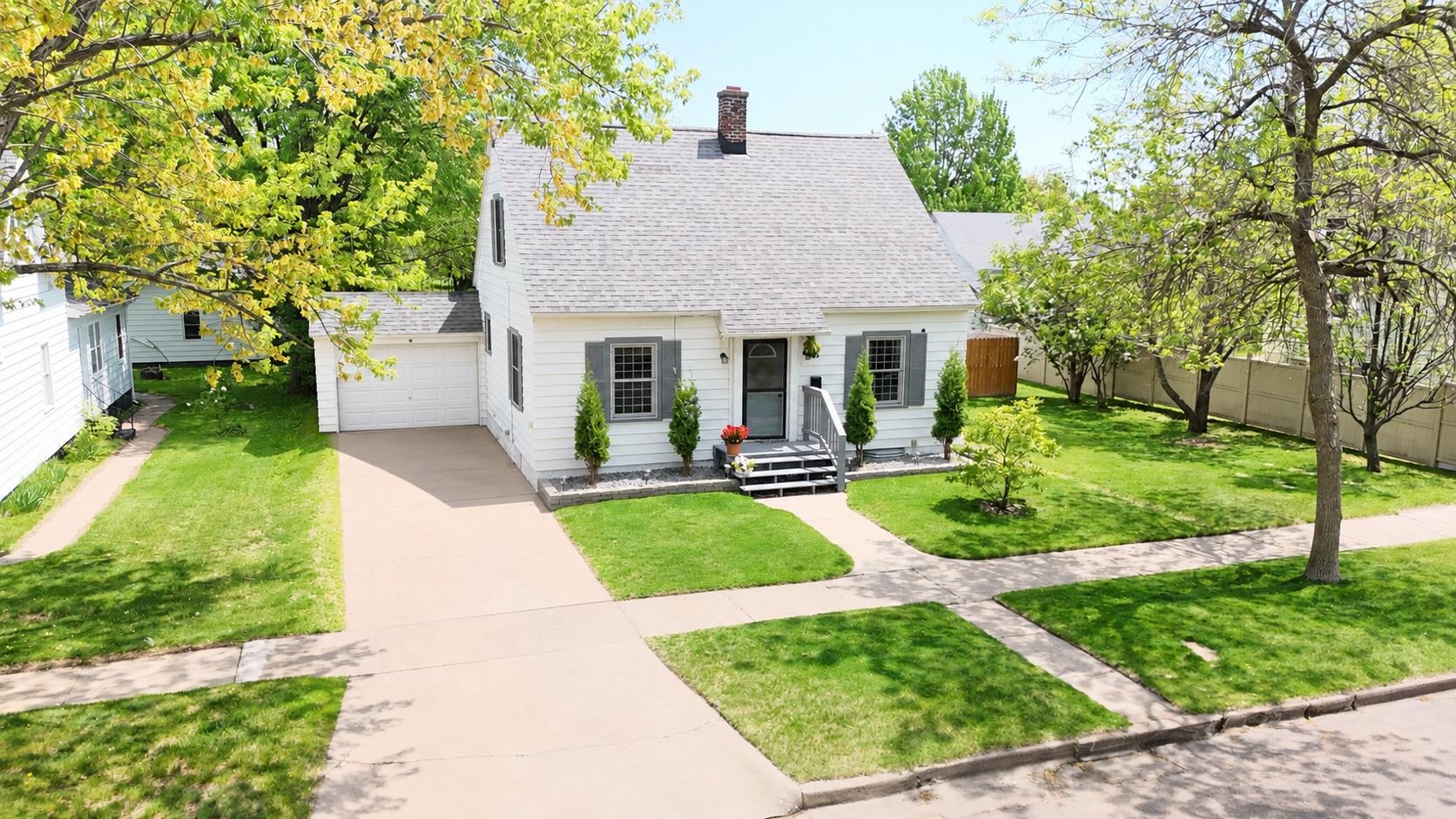 305 N STUYVESANT STREET, Merrill, Wisconsin 54452, 2 Bedrooms Bedrooms, ,1 BathroomBathrooms,Residential,For Sale,305 N STUYVESANT STREET,22602318