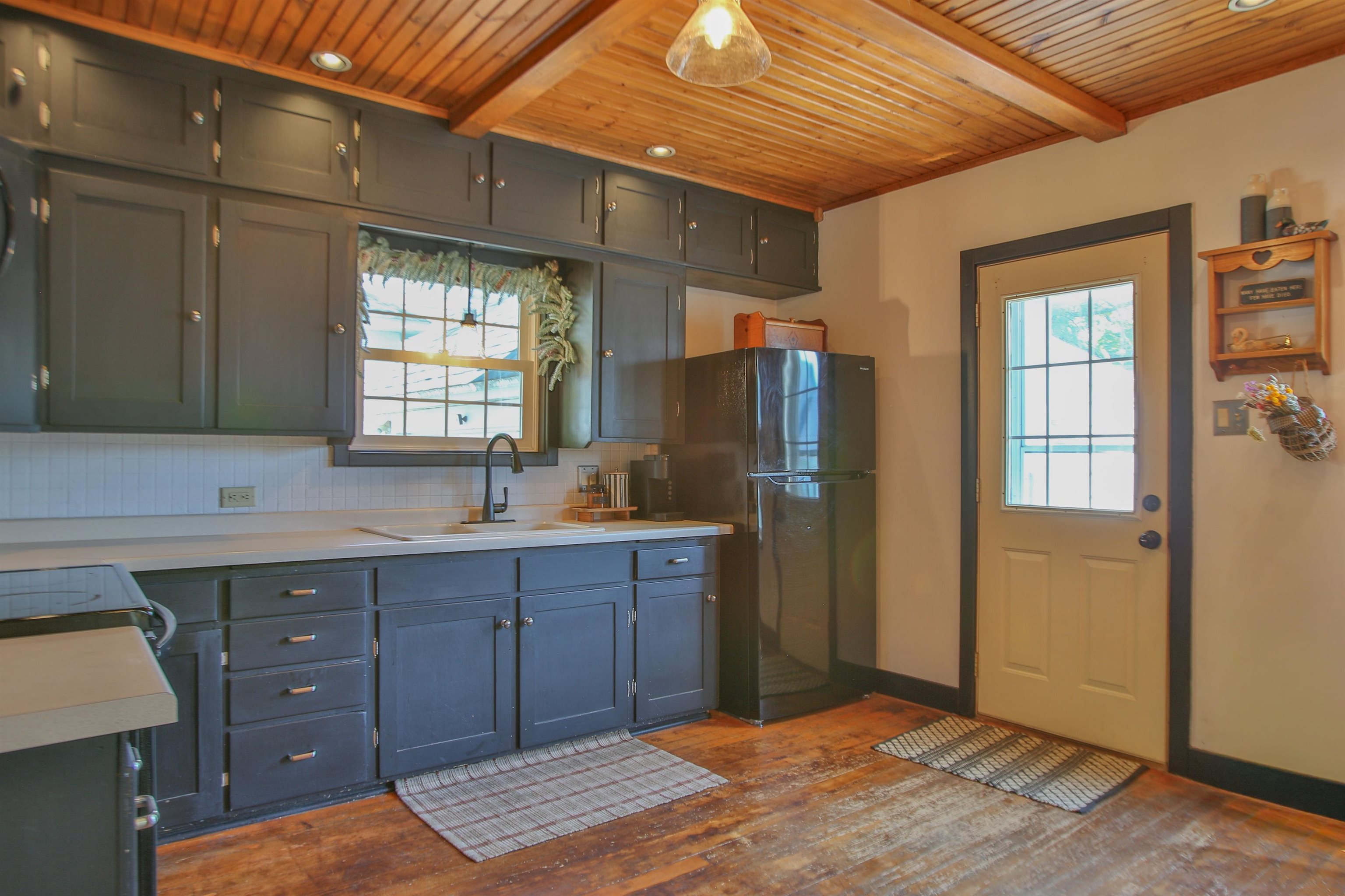 305 N STUYVESANT STREET, Merrill, Wisconsin 54452, 2 Bedrooms Bedrooms, ,1 BathroomBathrooms,Residential,For Sale,305 N STUYVESANT STREET,22602318
