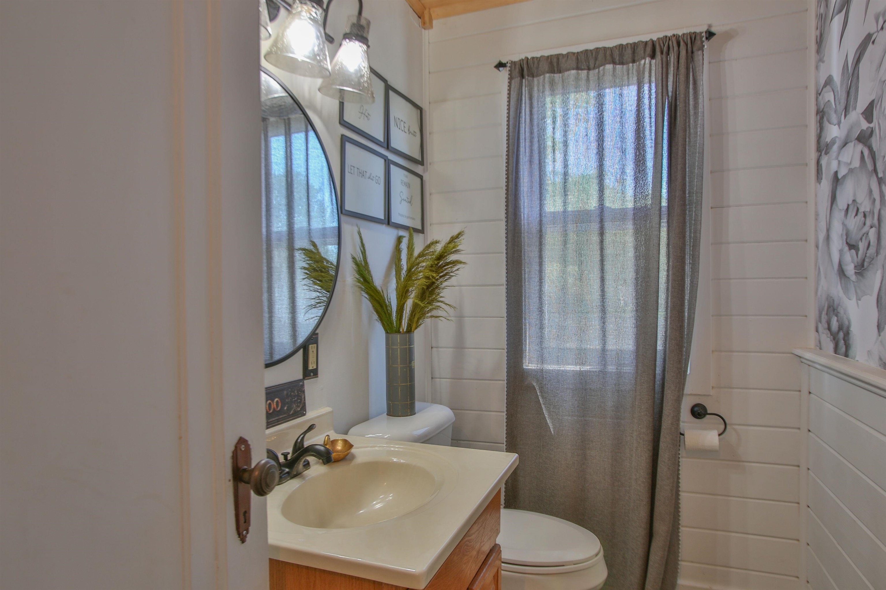 305 N STUYVESANT STREET, Merrill, Wisconsin 54452, 2 Bedrooms Bedrooms, ,1 BathroomBathrooms,Residential,For Sale,305 N STUYVESANT STREET,22602318
