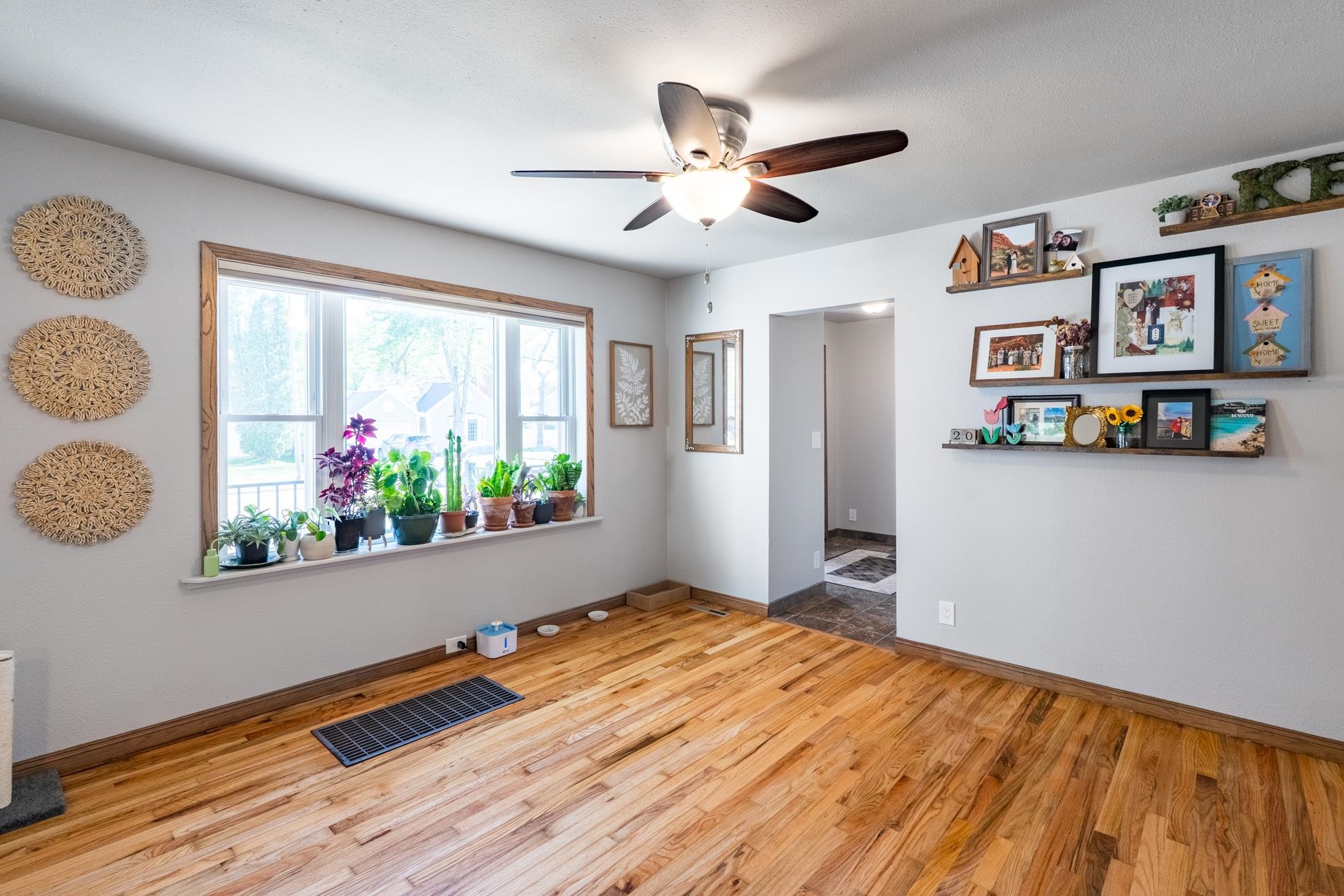 851 BAKER STREET, Wisconsin Rapids, Wisconsin 54494, 3 Bedrooms Bedrooms, ,2 BathroomsBathrooms,Residential,For Sale,851 BAKER STREET,22602319
