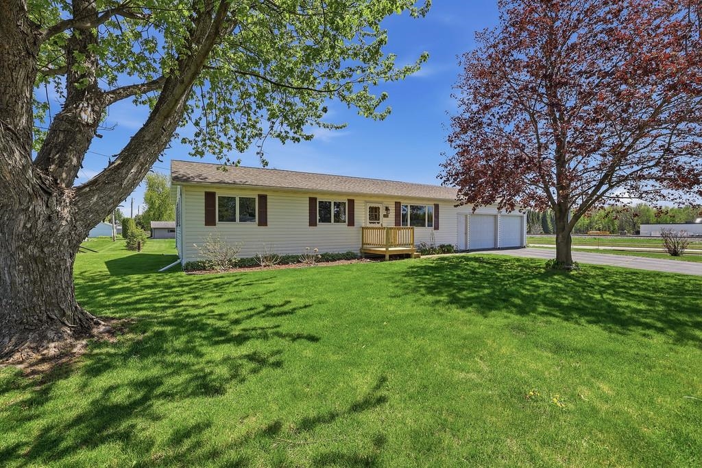 3008 W HUETTER STREET, Marshfield, Wisconsin 54449, 3 Bedrooms Bedrooms, ,1 BathroomBathrooms,Residential,For Sale,3008 W HUETTER STREET,22602323