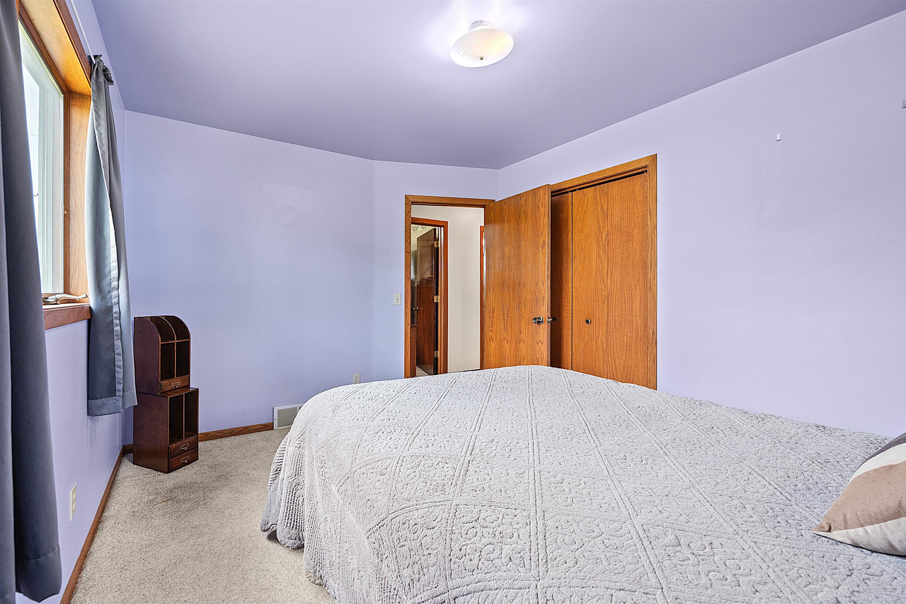 3008 W HUETTER STREET, Marshfield, Wisconsin 54449, 3 Bedrooms Bedrooms, ,1 BathroomBathrooms,Residential,For Sale,3008 W HUETTER STREET,22602323