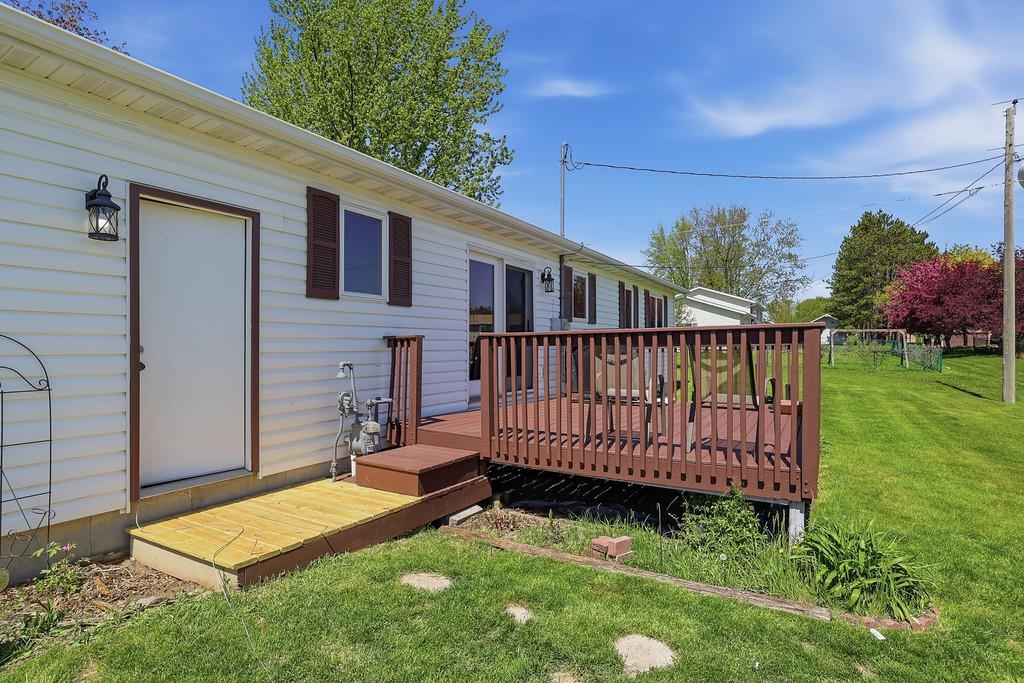 3008 W HUETTER STREET, Marshfield, Wisconsin 54449, 3 Bedrooms Bedrooms, ,1 BathroomBathrooms,Residential,For Sale,3008 W HUETTER STREET,22602323