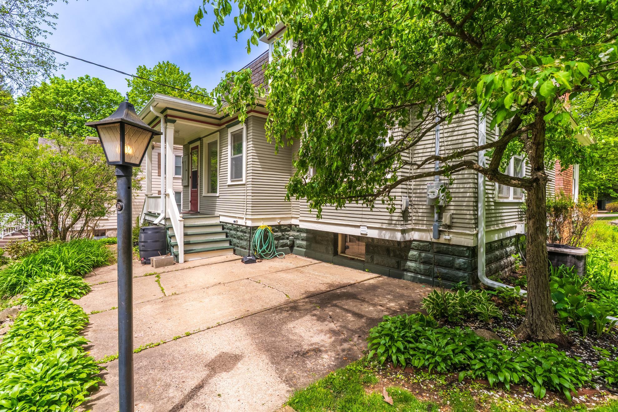 917 McClellan Street, Wausau, Wisconsin 54403, 4 Bedrooms Bedrooms, ,2 BathroomsBathrooms,Residential,For Sale,917 McClellan Street,22602324