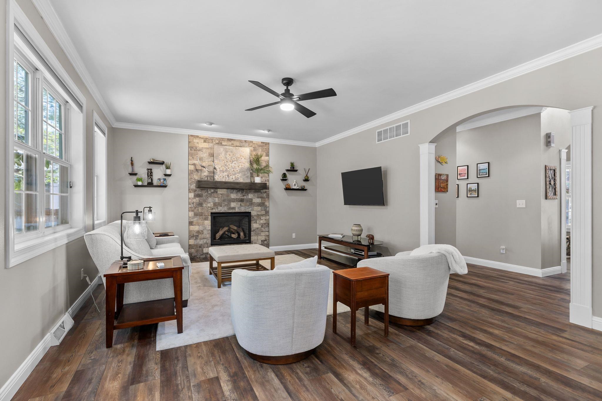 2020 NORWAY PINE DRIVE, Plover, Wisconsin 54467, 5 Bedrooms Bedrooms, ,3 BathroomsBathrooms,Residential,For Sale,2020 NORWAY PINE DRIVE,22602325