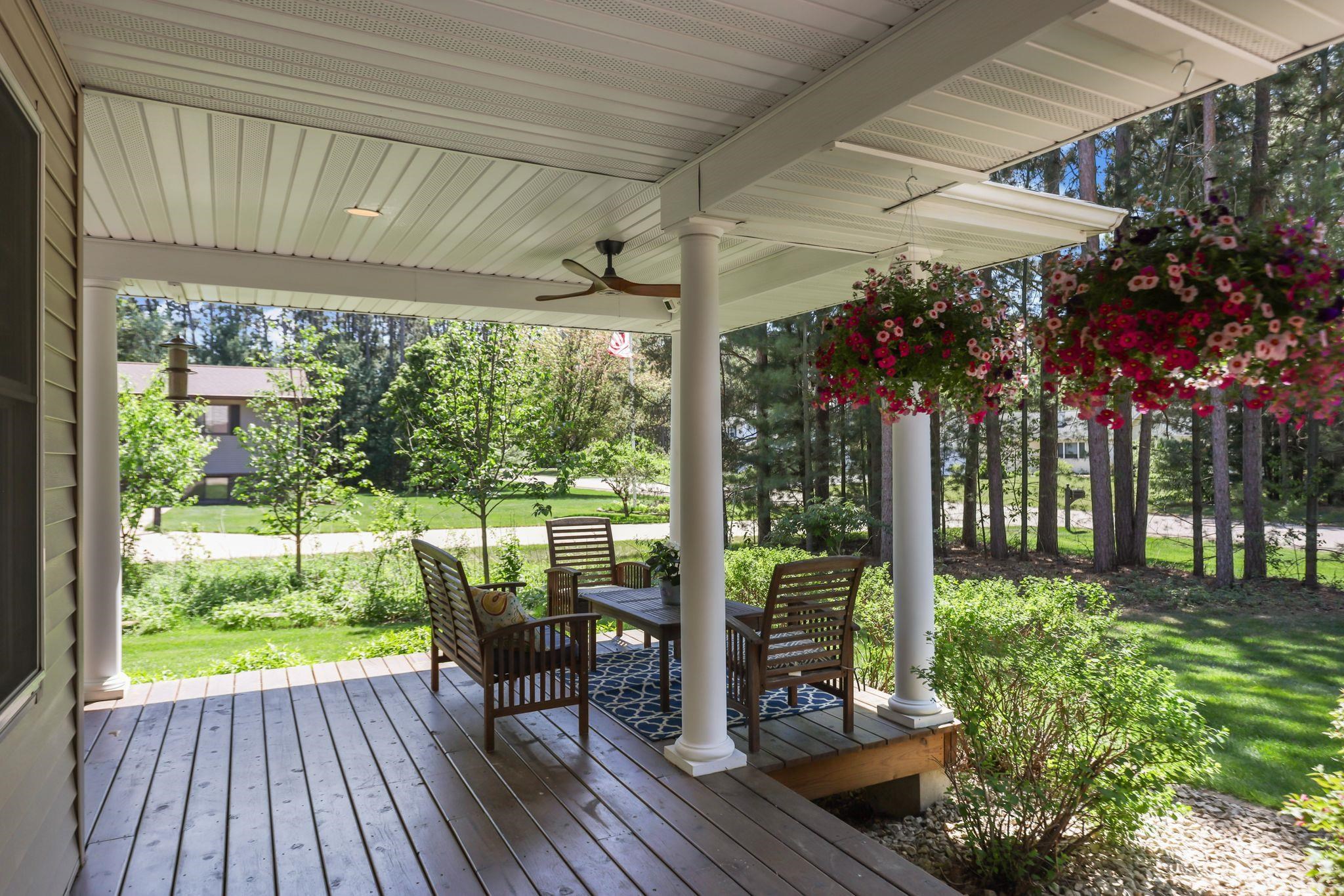 2020 NORWAY PINE DRIVE, Plover, Wisconsin 54467, 5 Bedrooms Bedrooms, ,3 BathroomsBathrooms,Residential,For Sale,2020 NORWAY PINE DRIVE,22602325